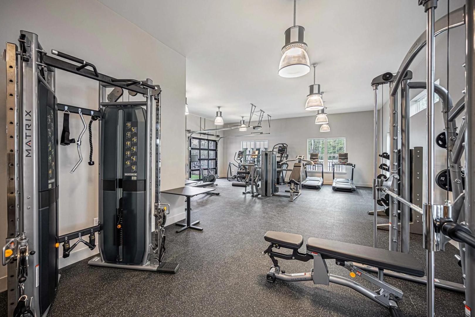 Landing Stylish 1BD Clubhouse Gym