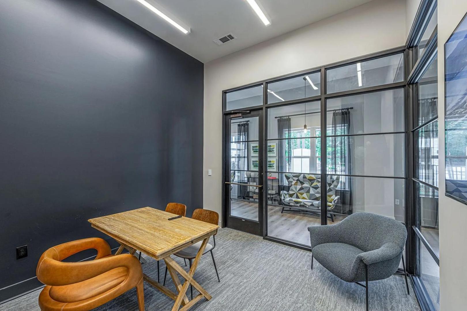 Landing Stylish 1BD Clubhouse Gym
