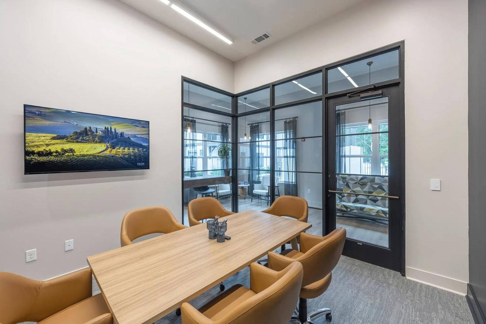 Landing Stylish 1BD Clubhouse Gym
