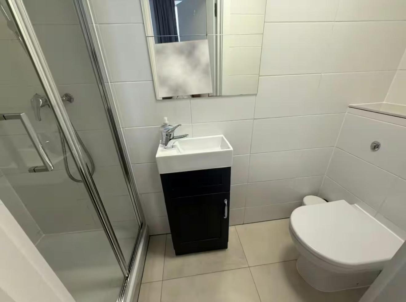 Spacious 2 Bedroom Flat In Heart of London!