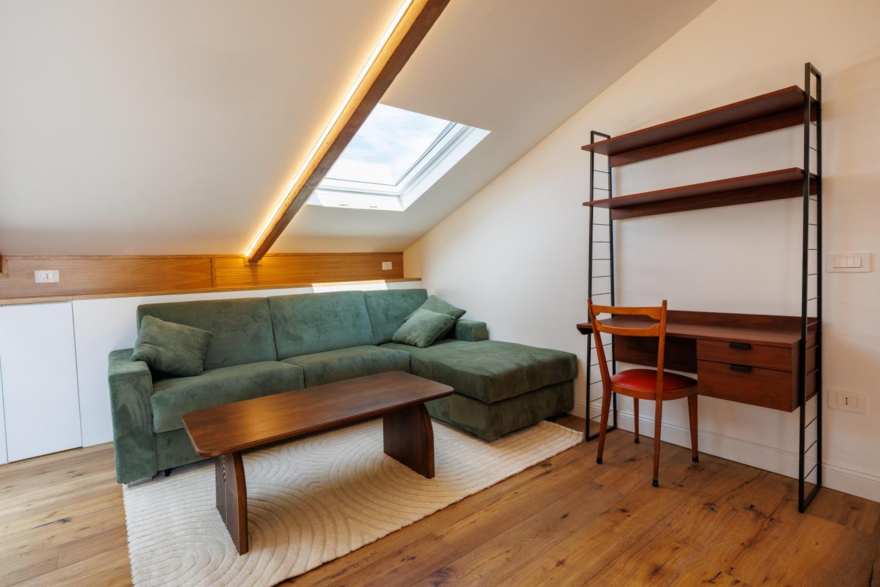 Exclusive Spaccanapoli Penthouse-Terrace with Lift By HouseinNaples