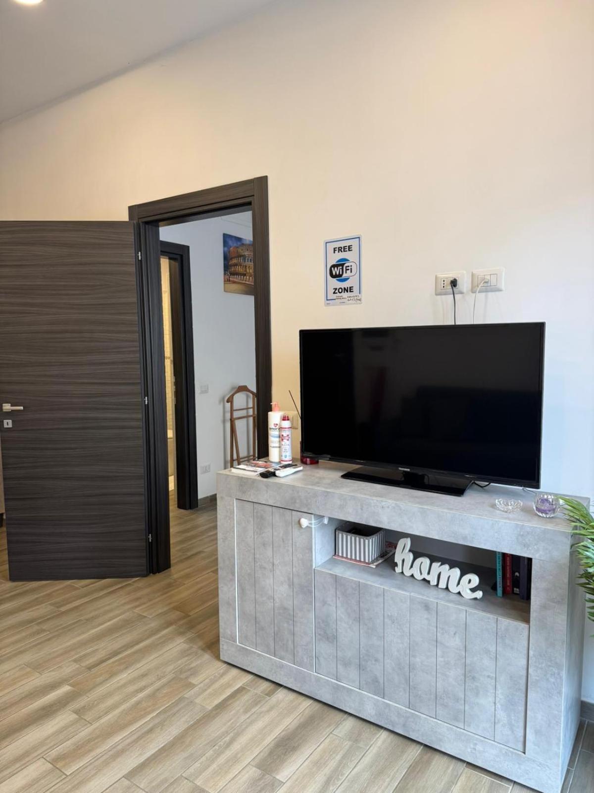 HOLIDAY HOME ROMA LacasadiValentina