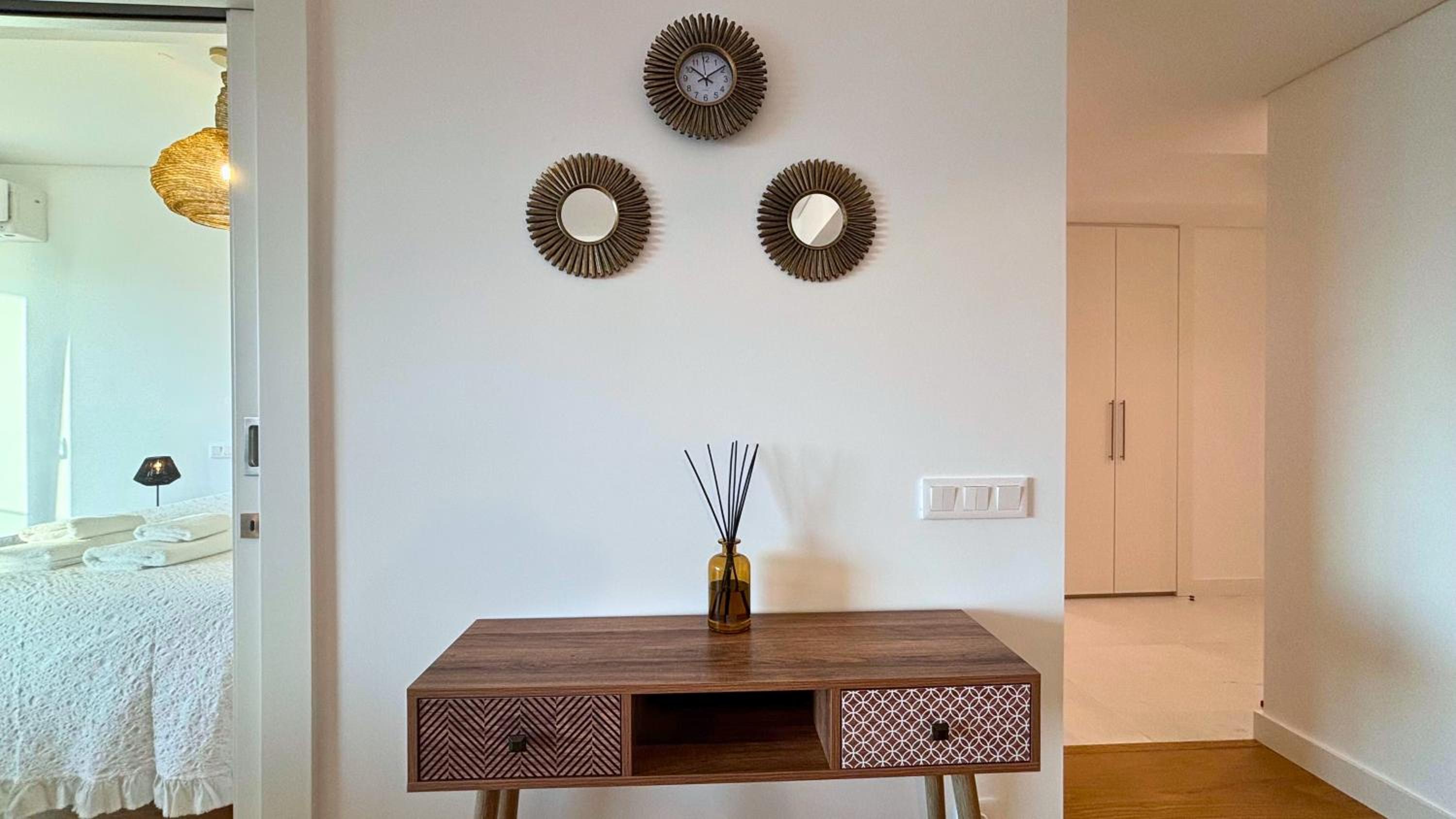 The Venus Apartment By Sam Houses