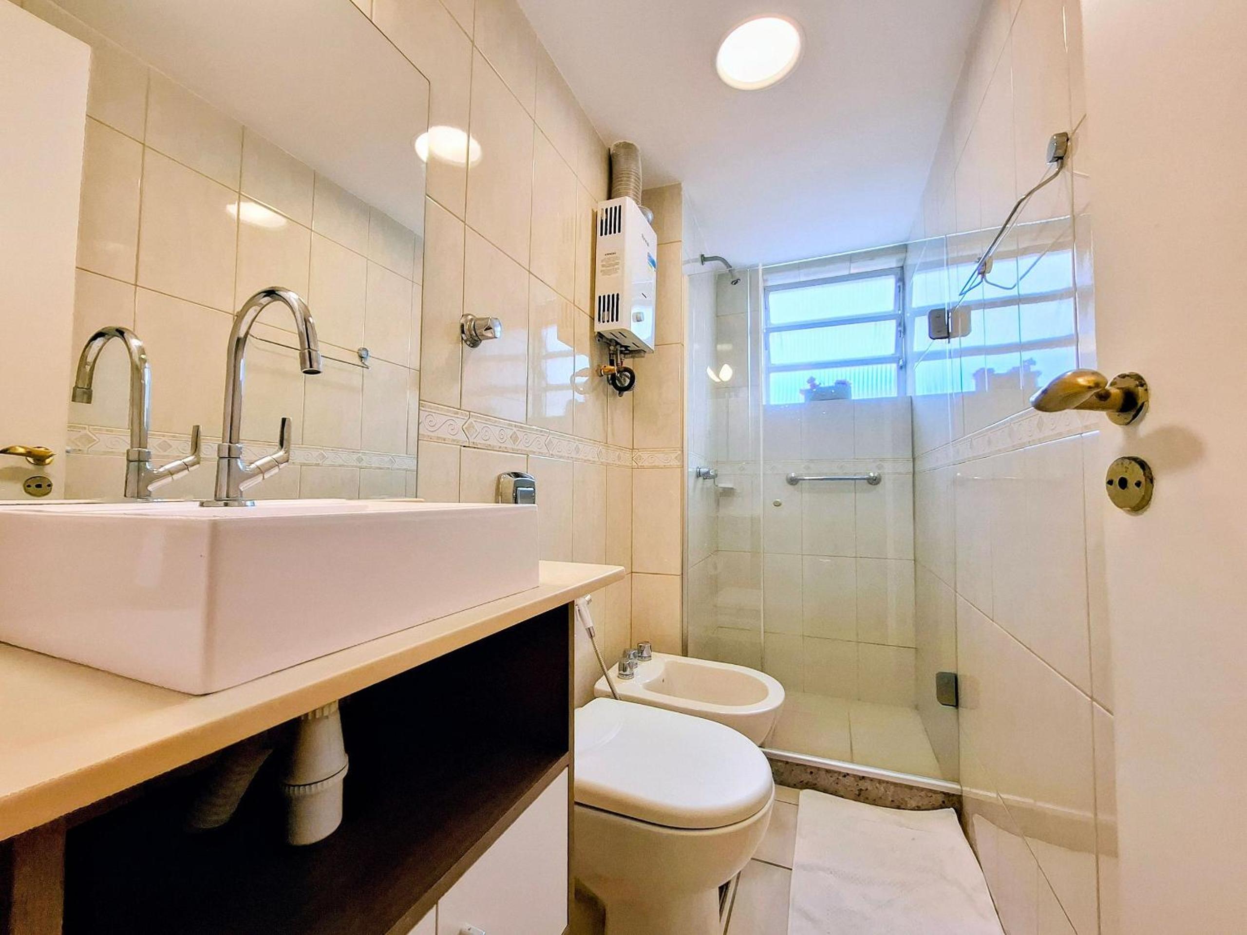 Copacabana: Family, beach and comfort | 6 Guests