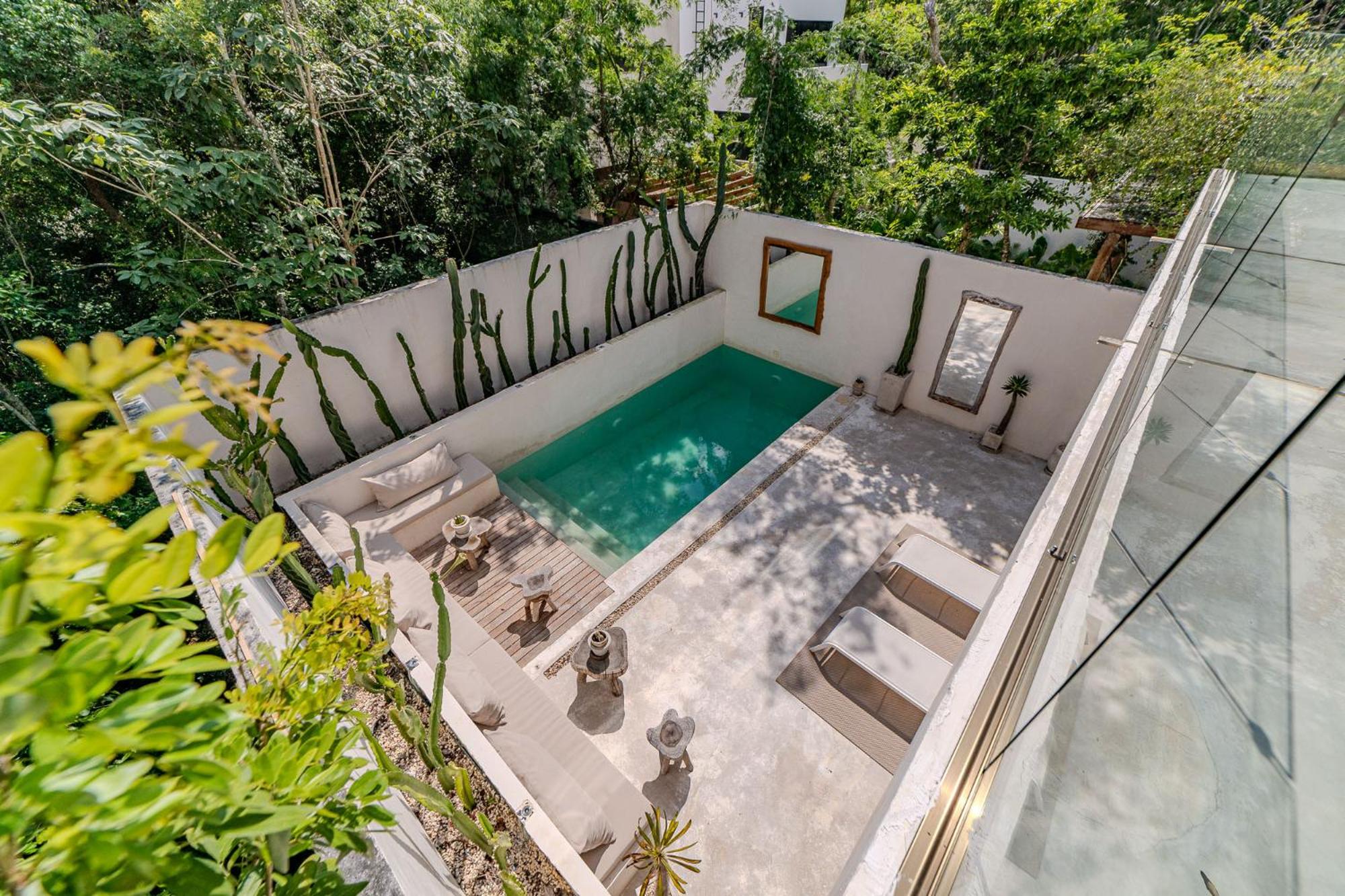 Villa Tulipan Modern 4 bedroom 4 bathroom and private pool