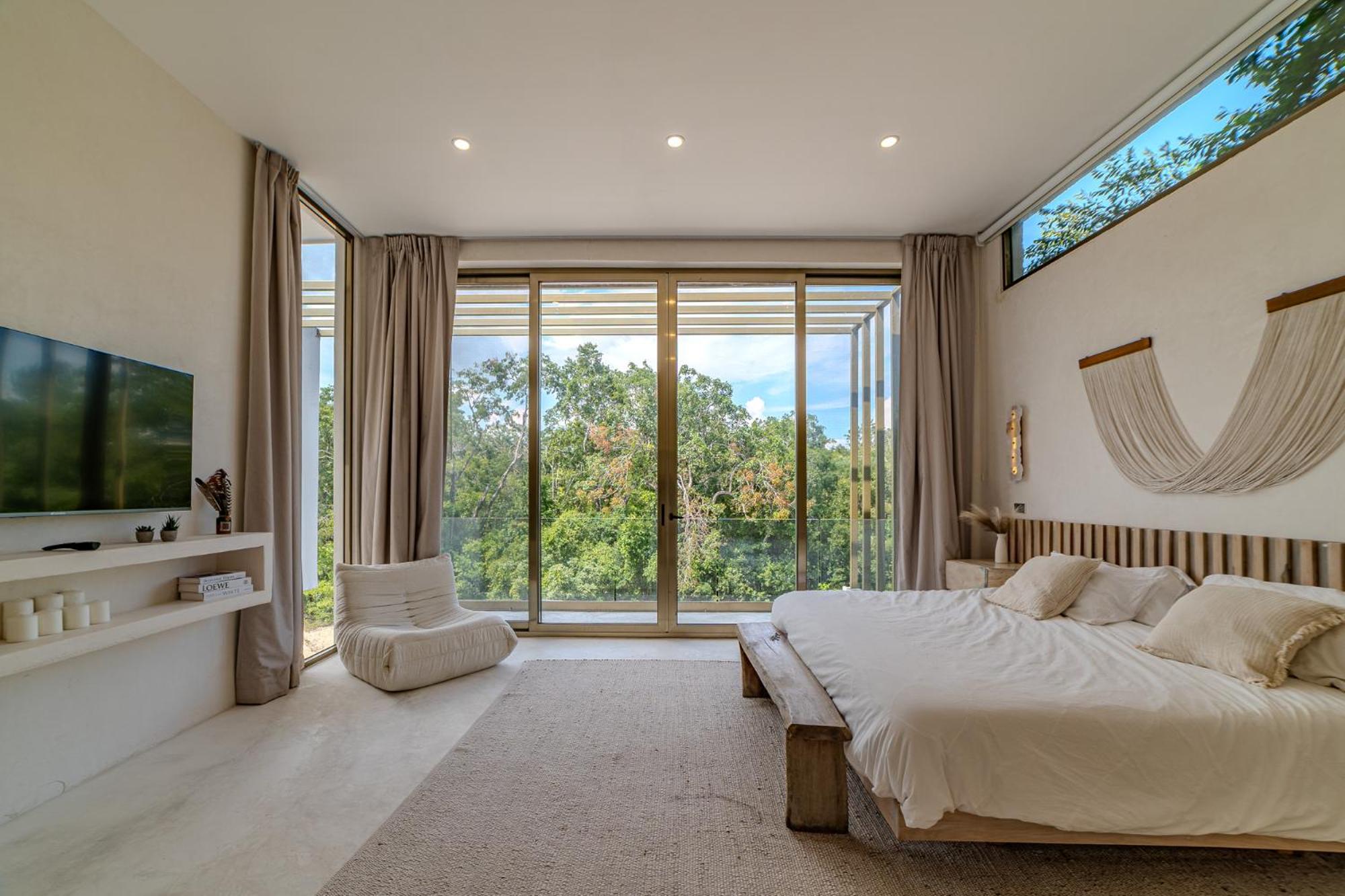 Villa Tulipan Modern 4 bedroom 4 bathroom and private pool