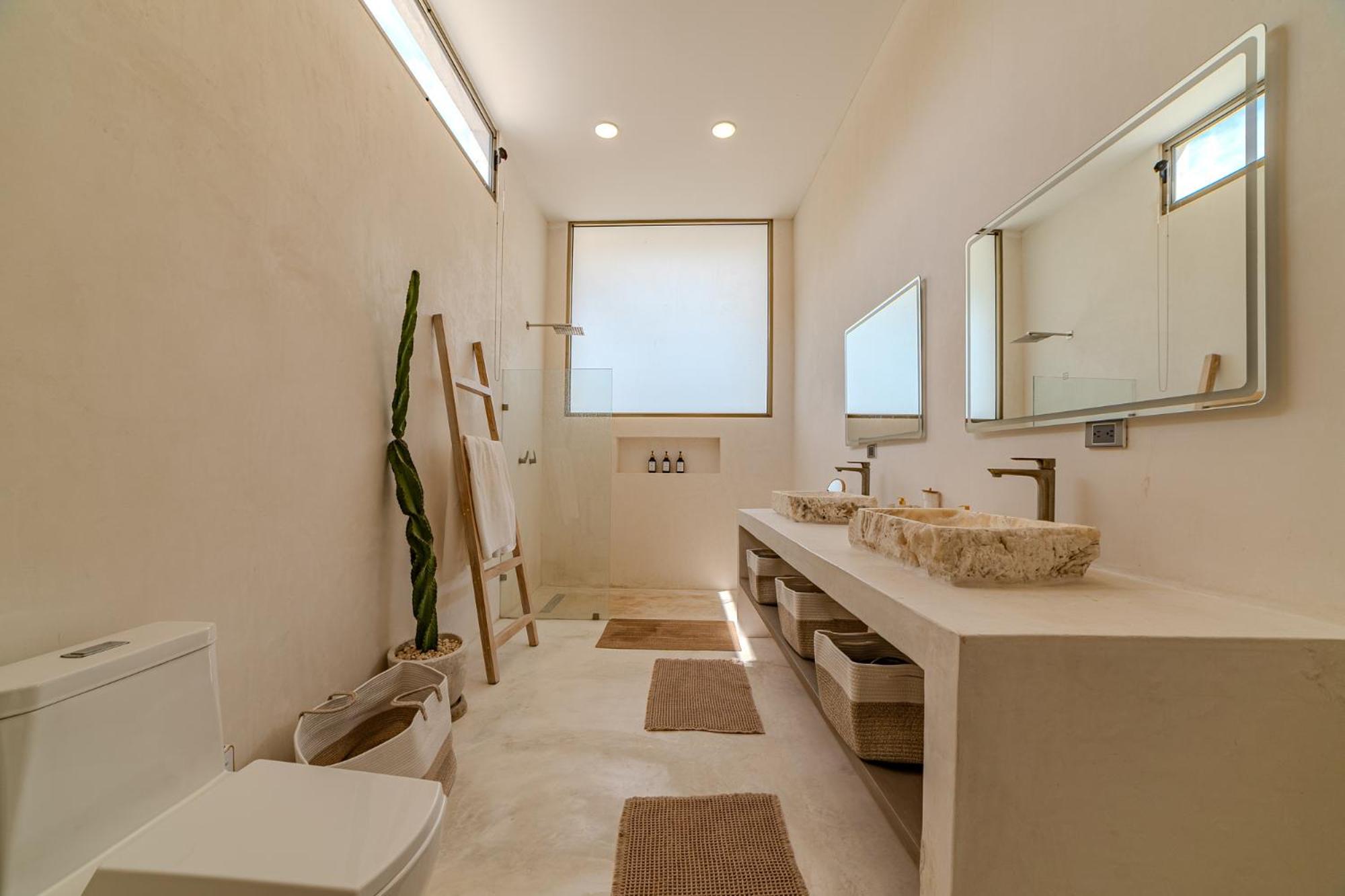 Villa Tulipan Modern 4 bedroom 4 bathroom and private pool