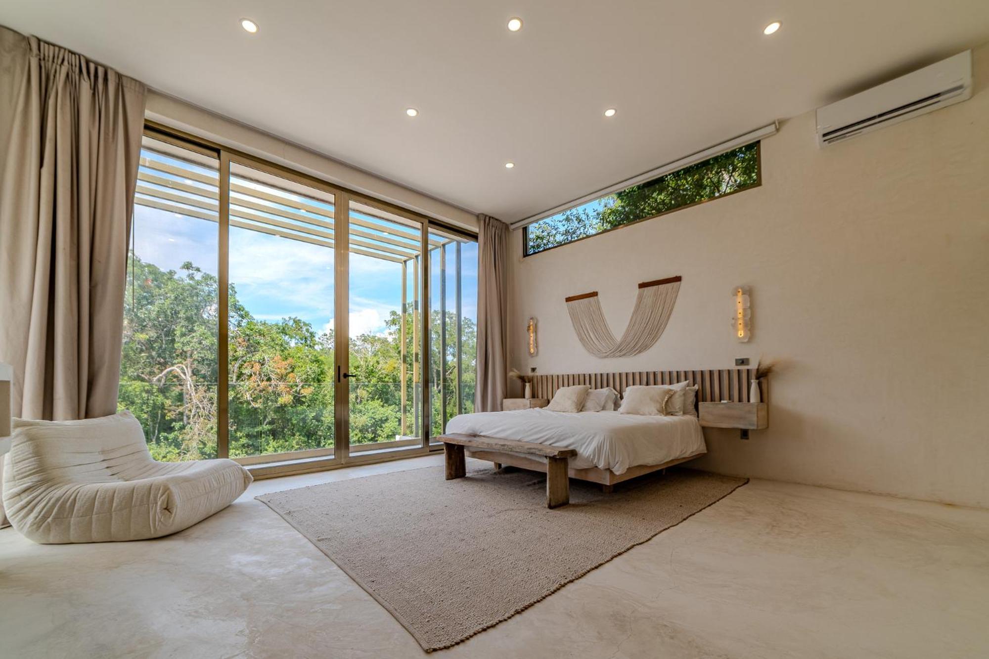 Villa Tulipan Modern 4 bedroom 4 bathroom and private pool
