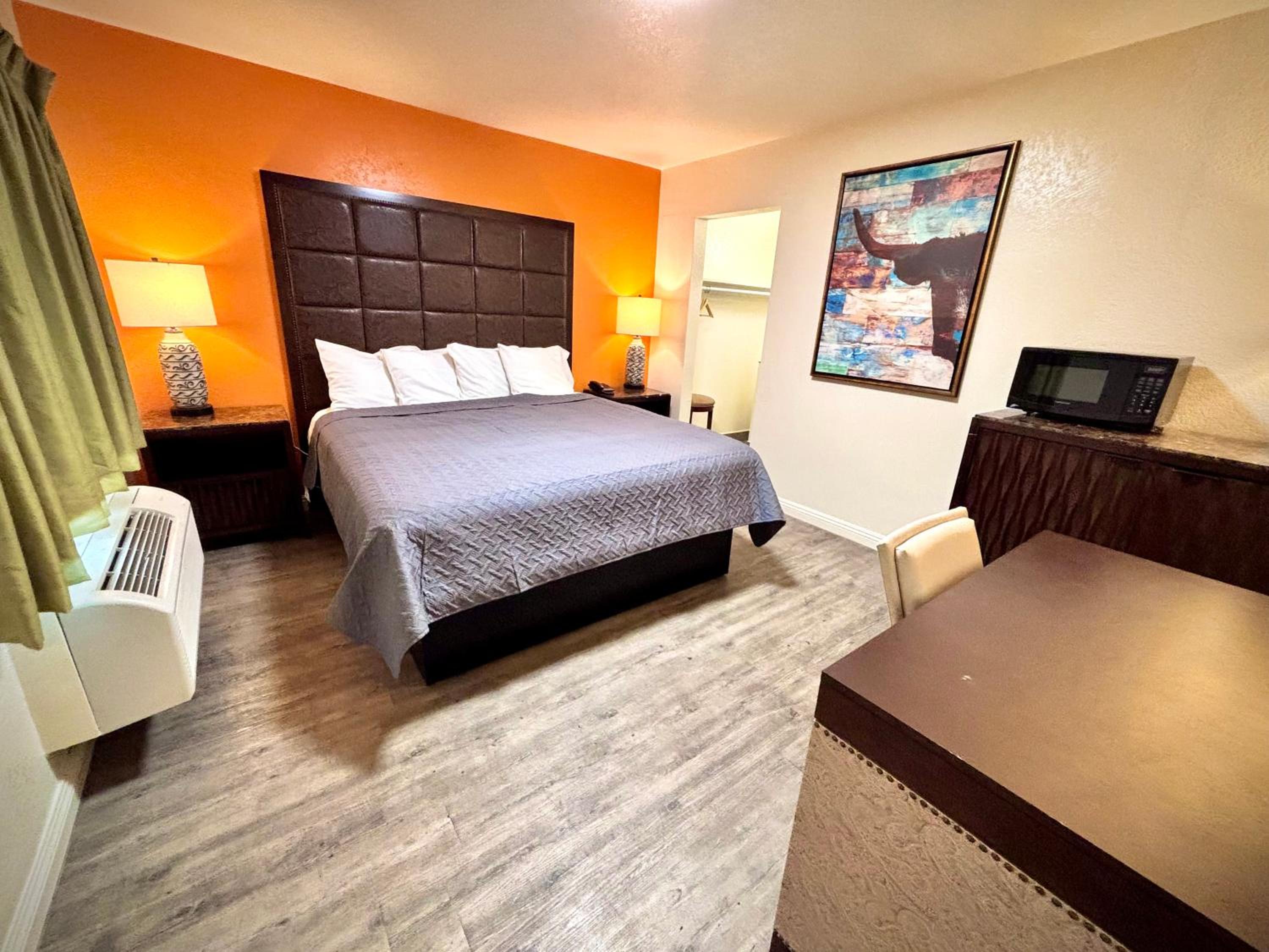 The Crest Motel