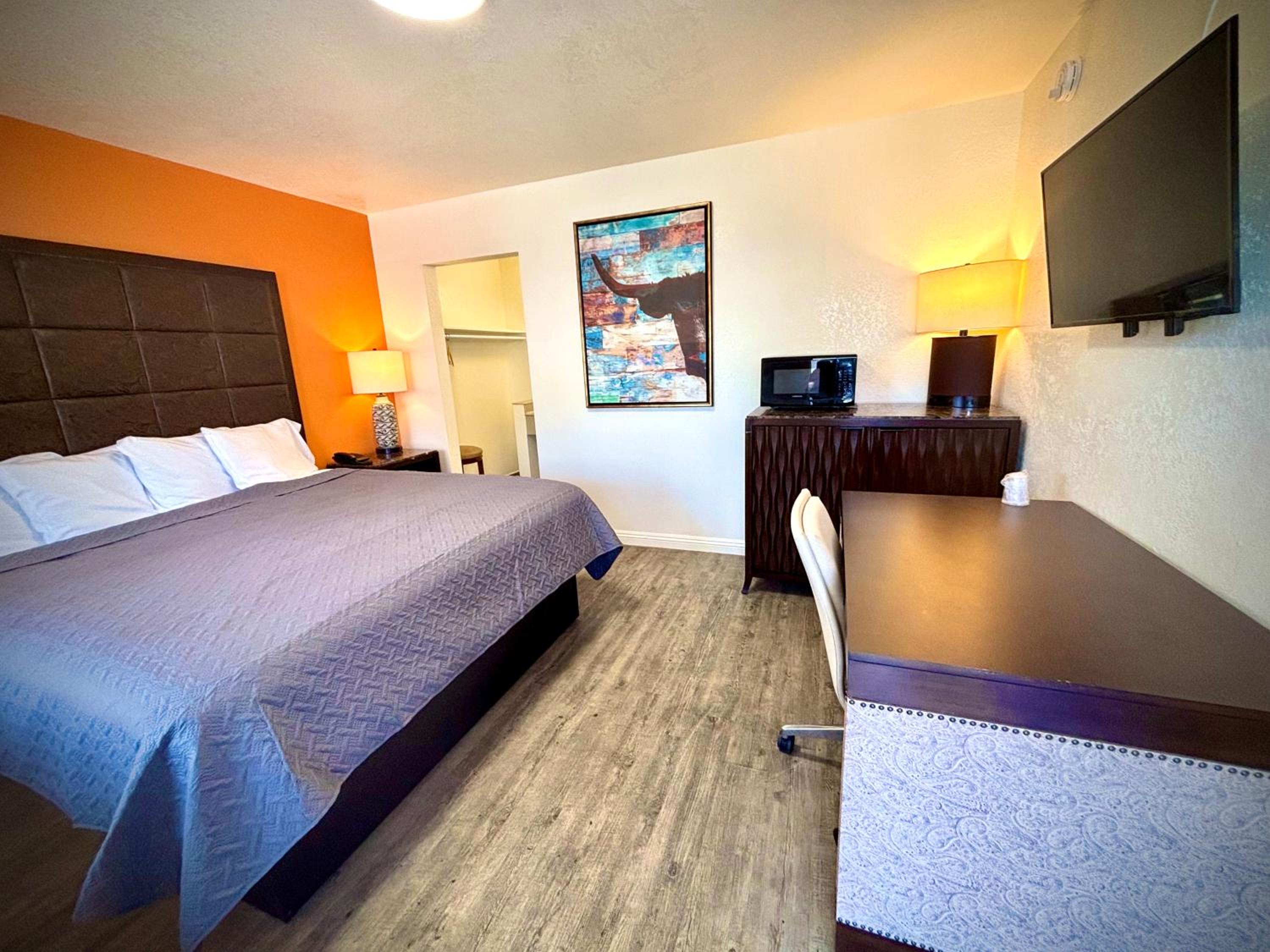 The Crest Motel