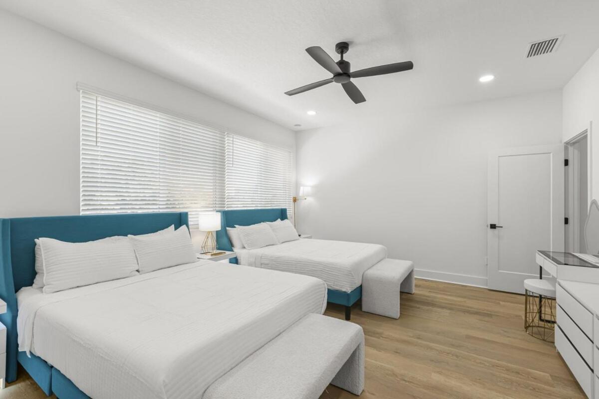 NEW! Columbus Cove - Gorgeous, Florida Themed Home In Heart of Tampa