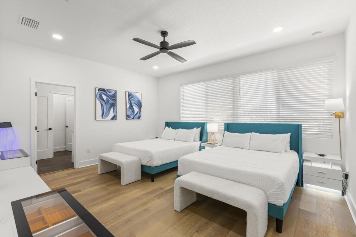 NEW! Columbus Cove - Gorgeous, Florida Themed Home In Heart of Tampa