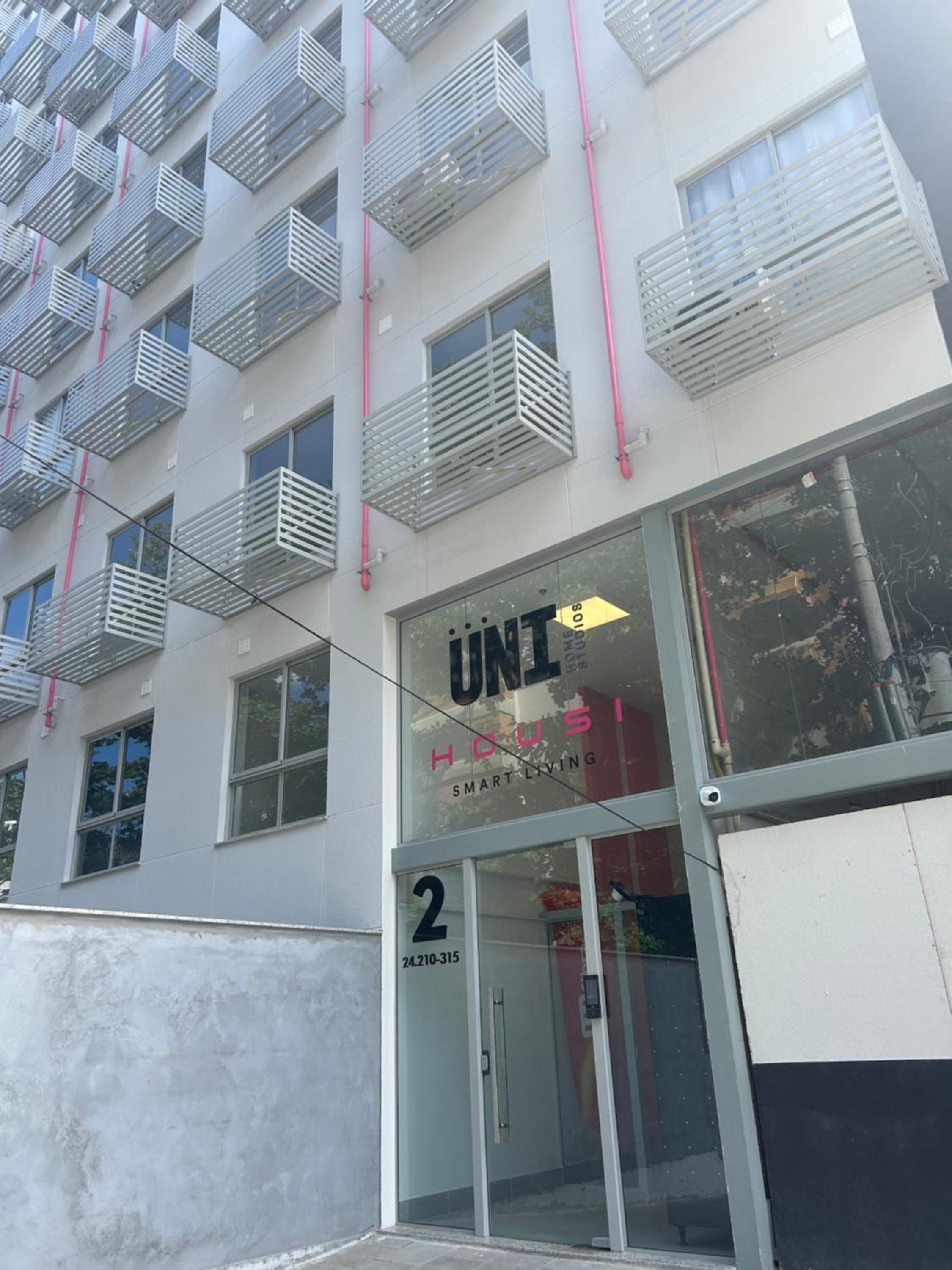 Uni Home 405 - COM ESTACIONAMENTO GRATUITO - Studio moderno e novo perto do MAC - Boa Viagem