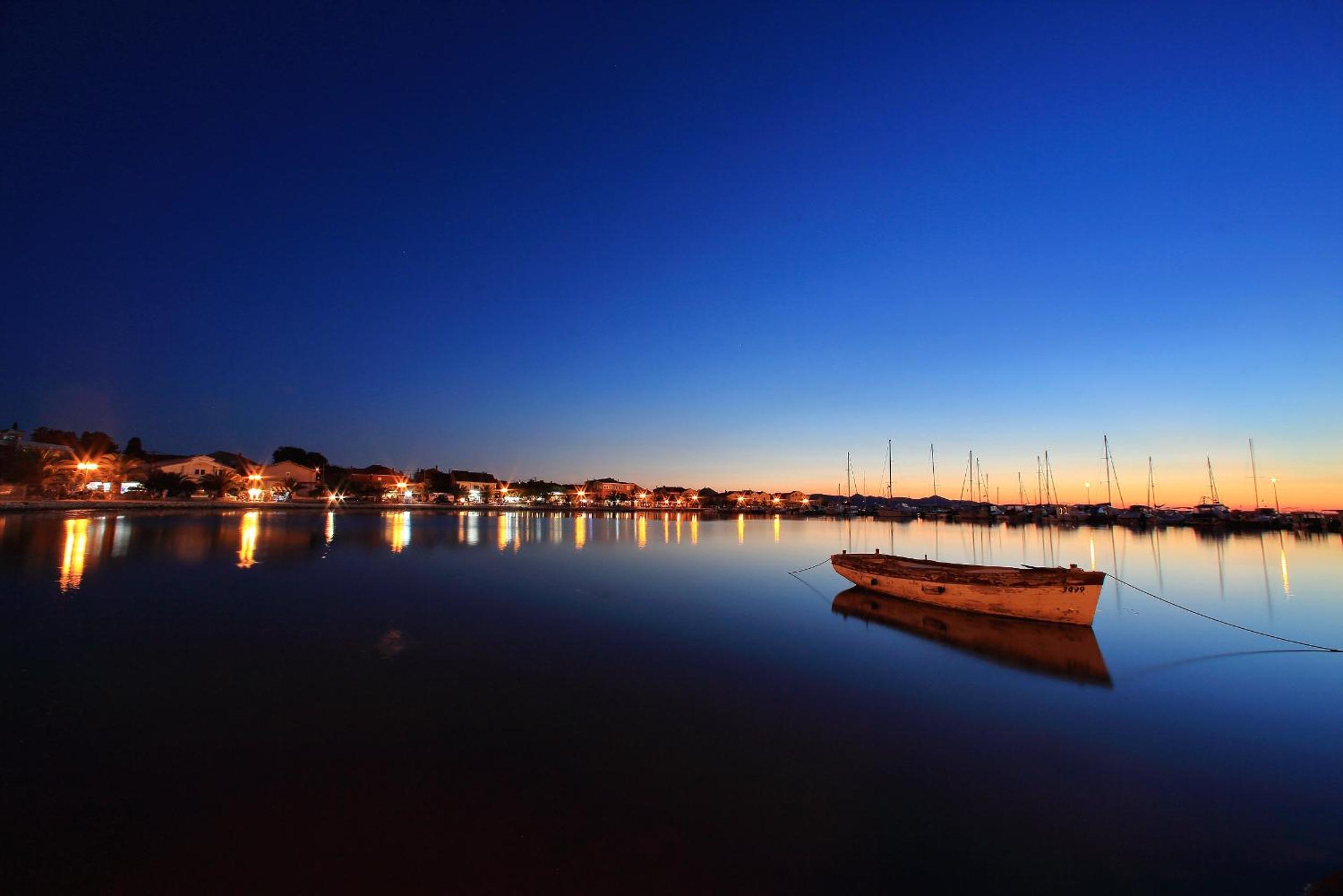 Luxury Apartments SIKIRIC with Fantastic View on the sea