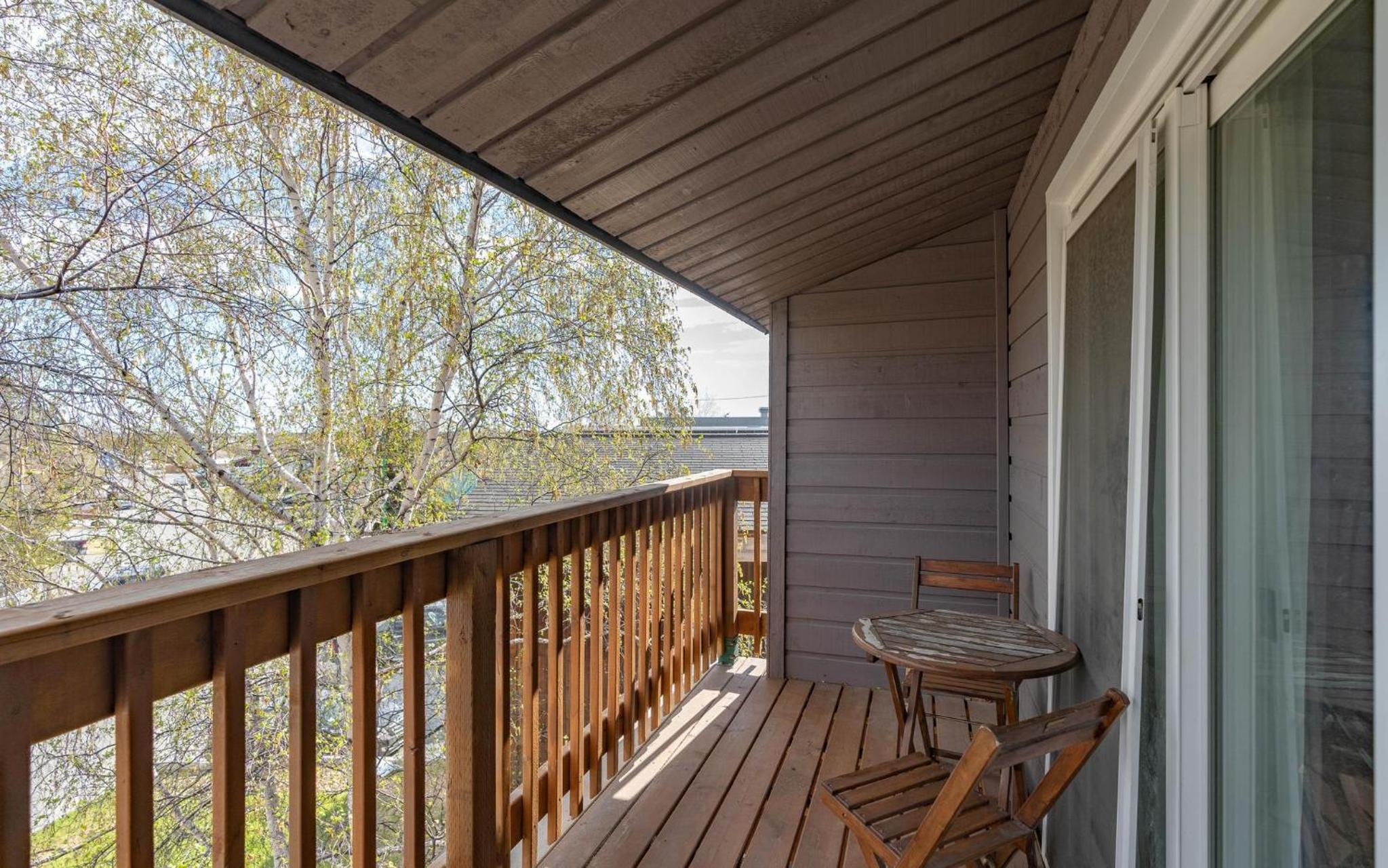 Large deck hot tub massage chair and seasonal swimming pool