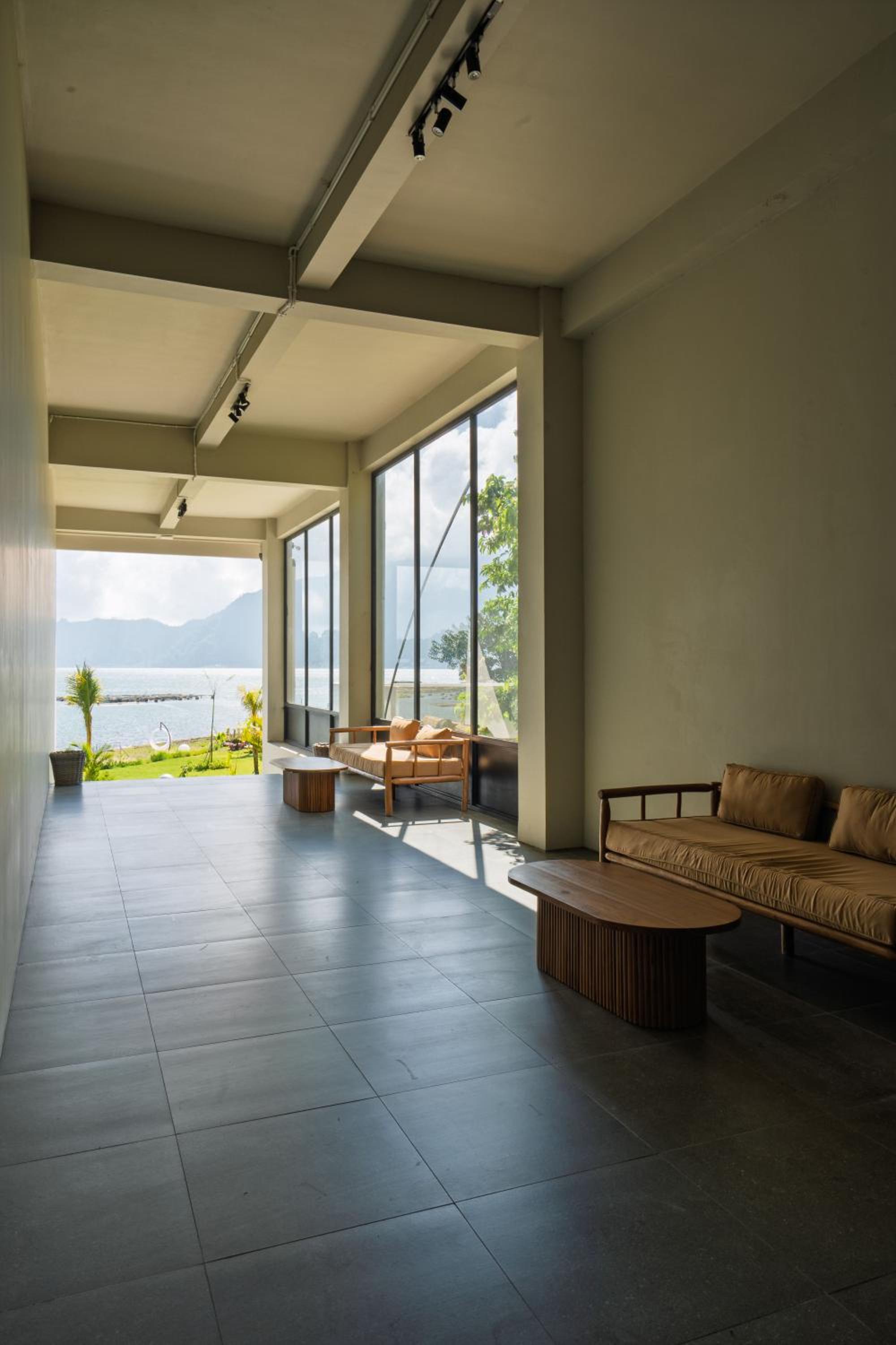 Tribhuwana Padma Lake Resort