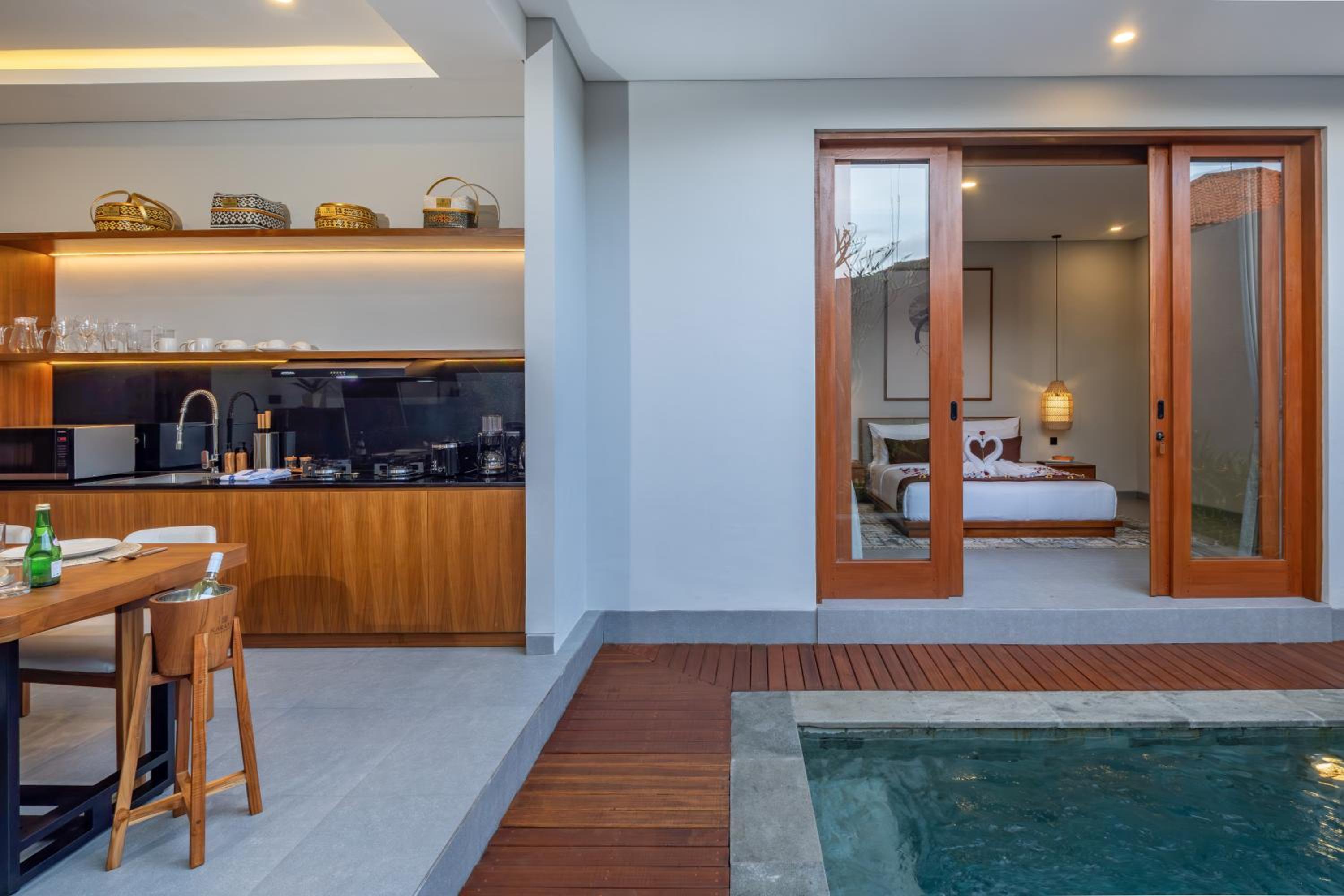 Karaya Villas Umalas - Free In-Villa Culture Immersion Programs