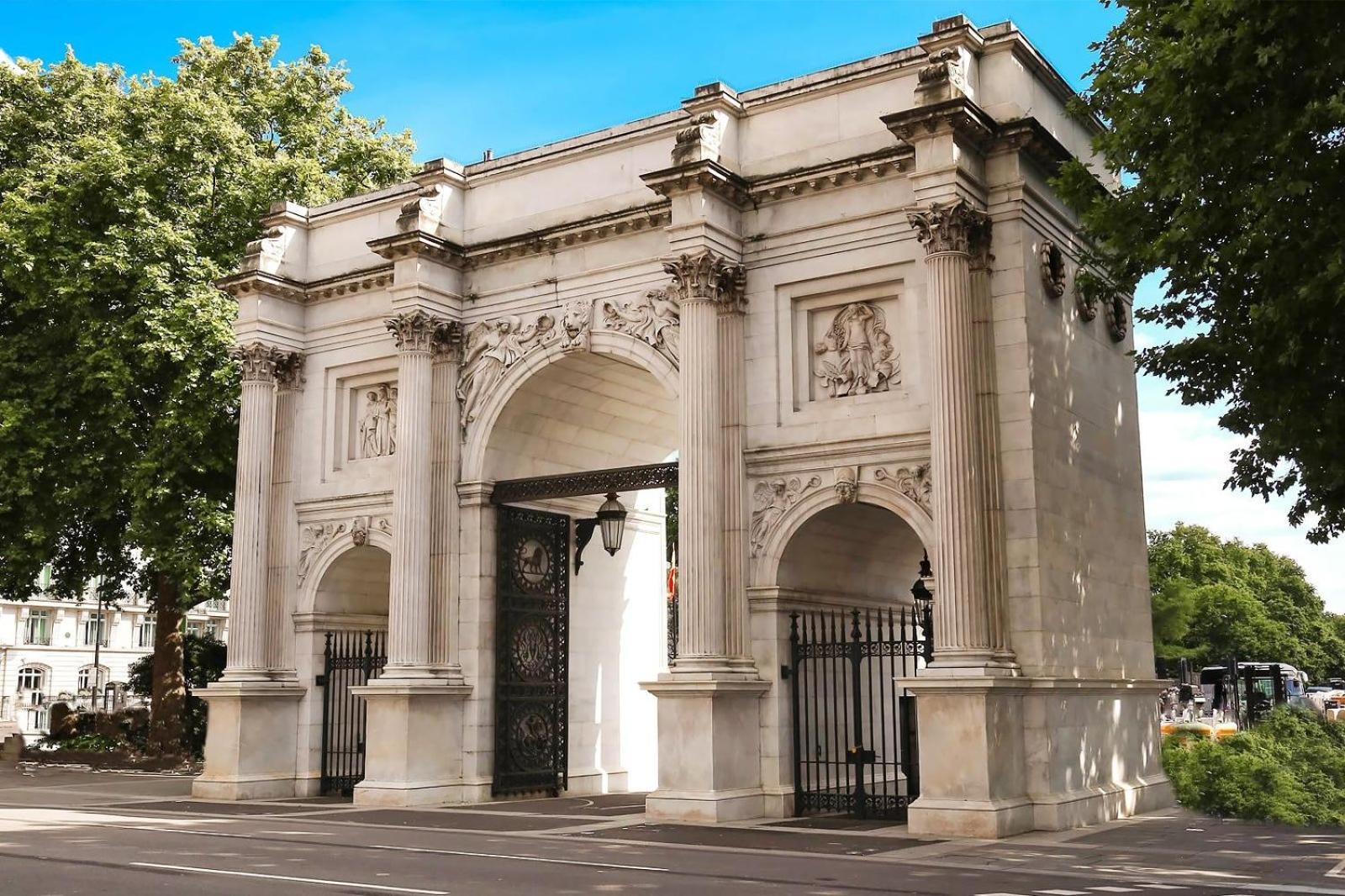 Fitzrovia Apartments 3BR Sleeps 18 Oxford