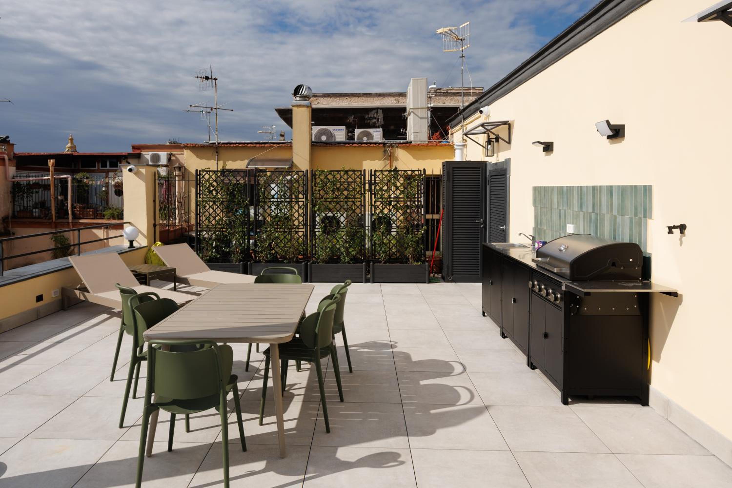 Exclusive Spaccanapoli Penthouse-Terrace with Lift By HouseinNaples