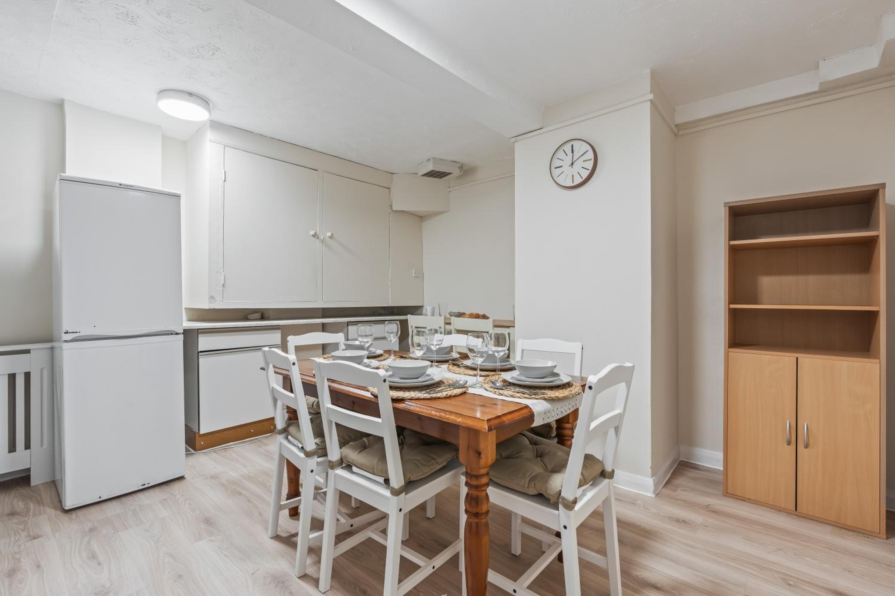 Stylish 3 Bed Fulham Sleeps 10, Stamford Bridge