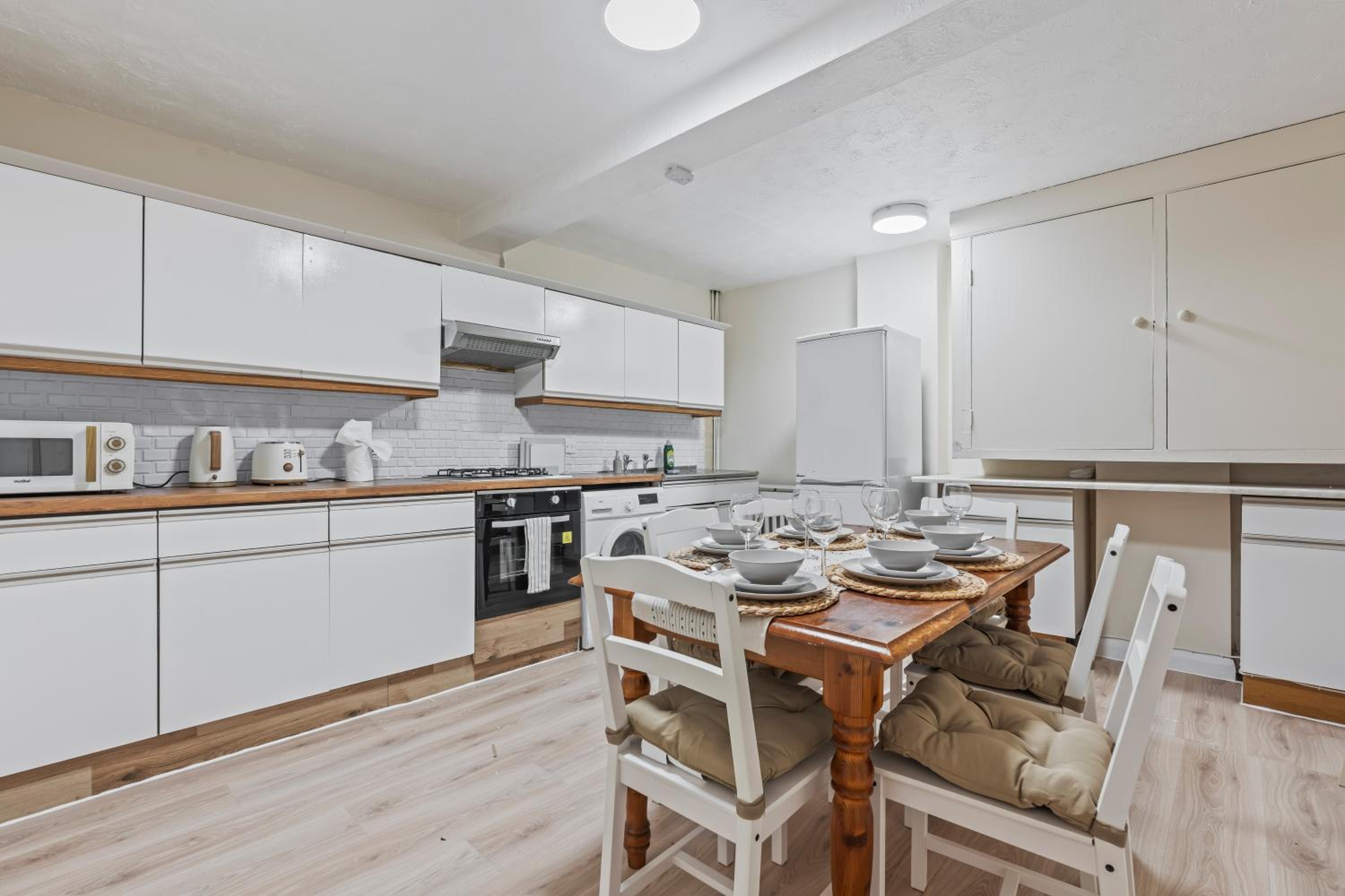 Stylish 3 Bed Fulham Sleeps 10, Stamford Bridge
