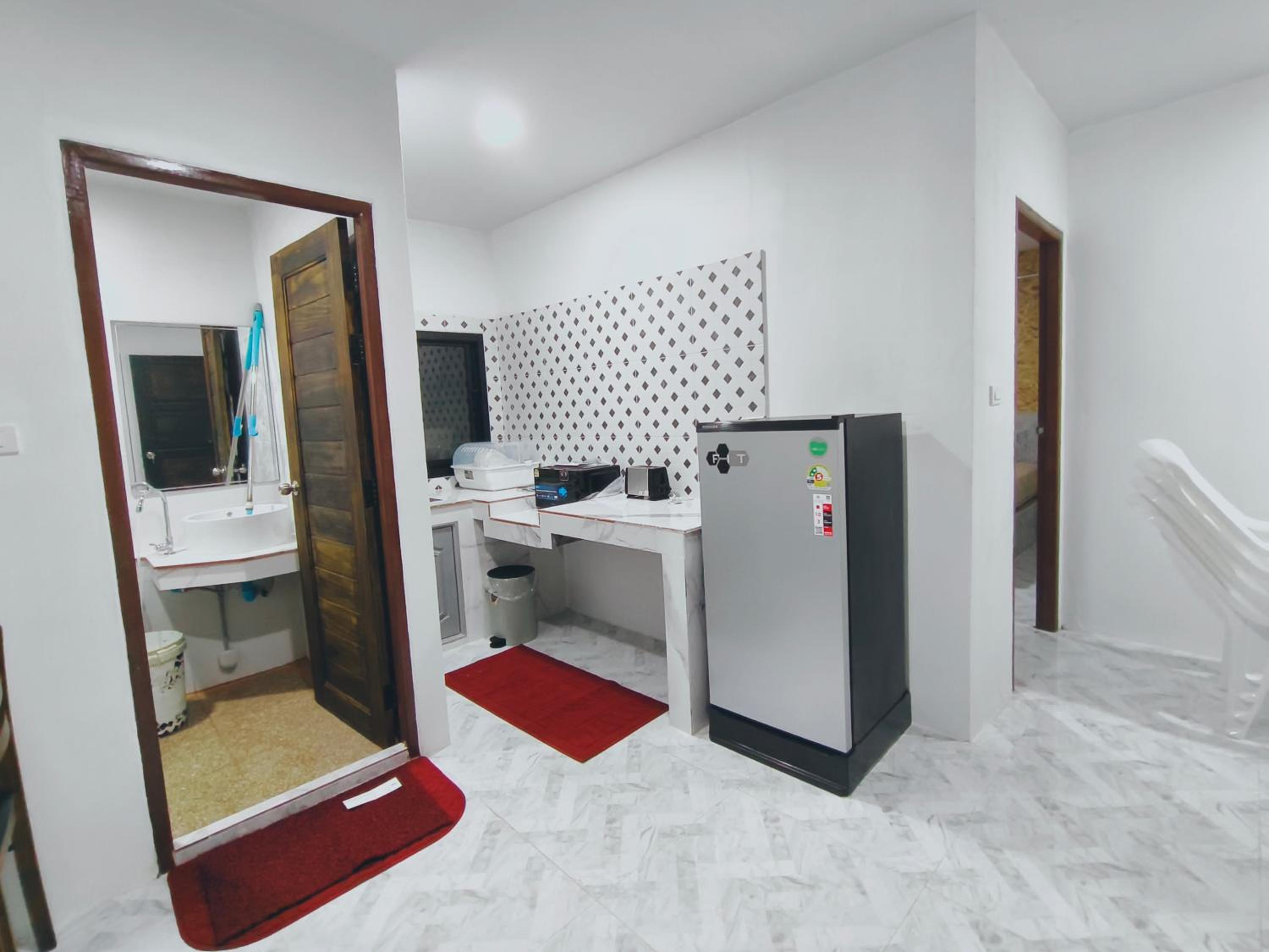 Lanta Miss House