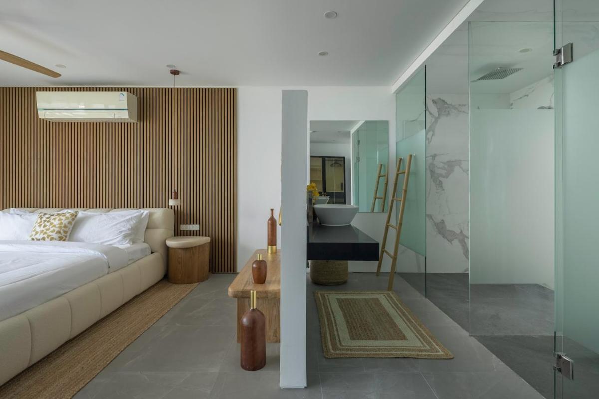 Luxury 6BR Villa Vie