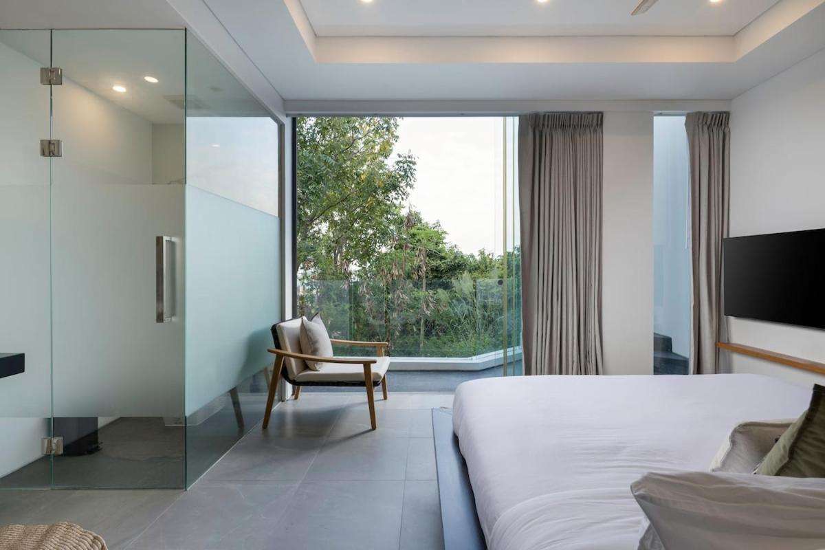 Luxury 6BR Villa Vie