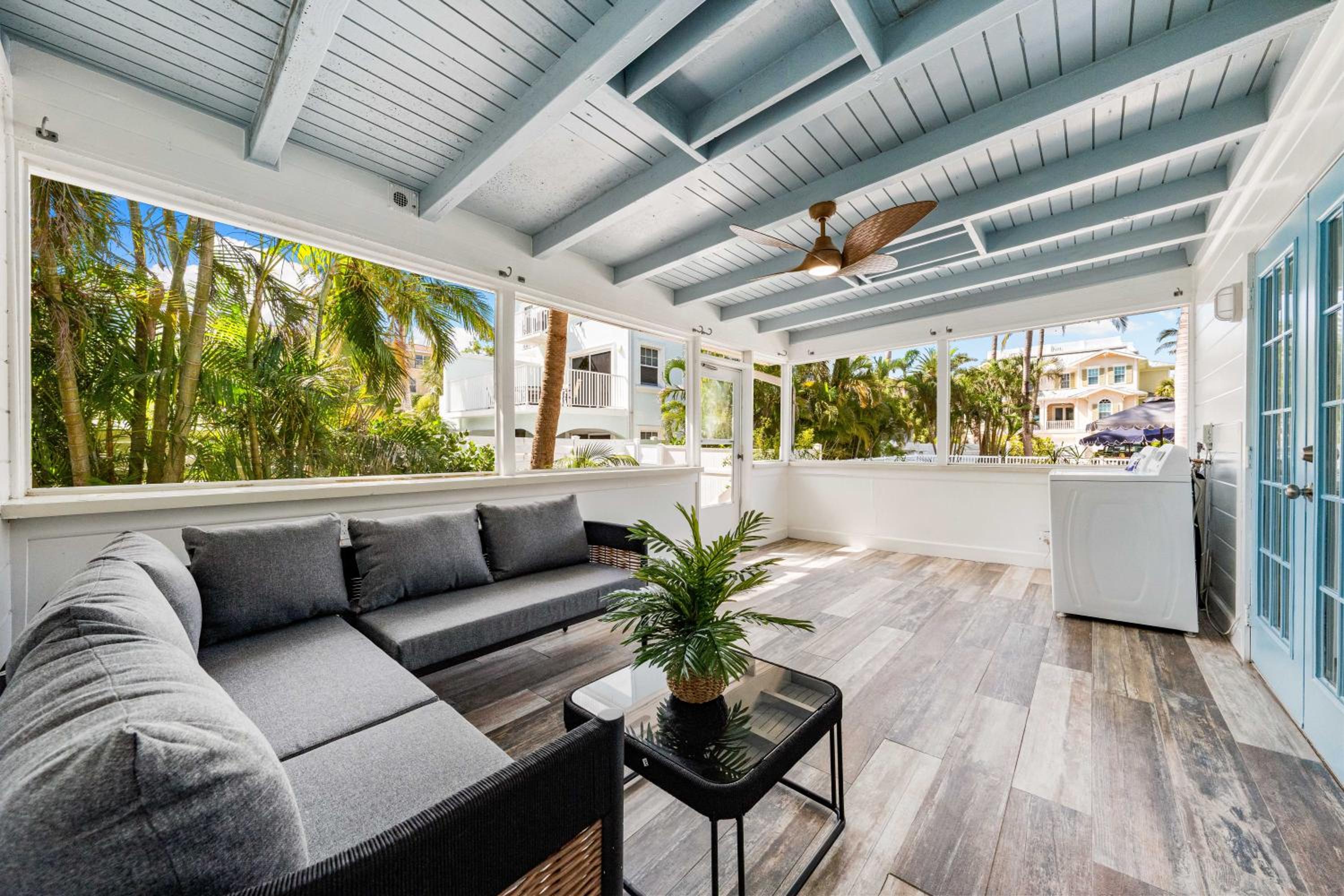 A Charming Beach Cottage by Beachside Management