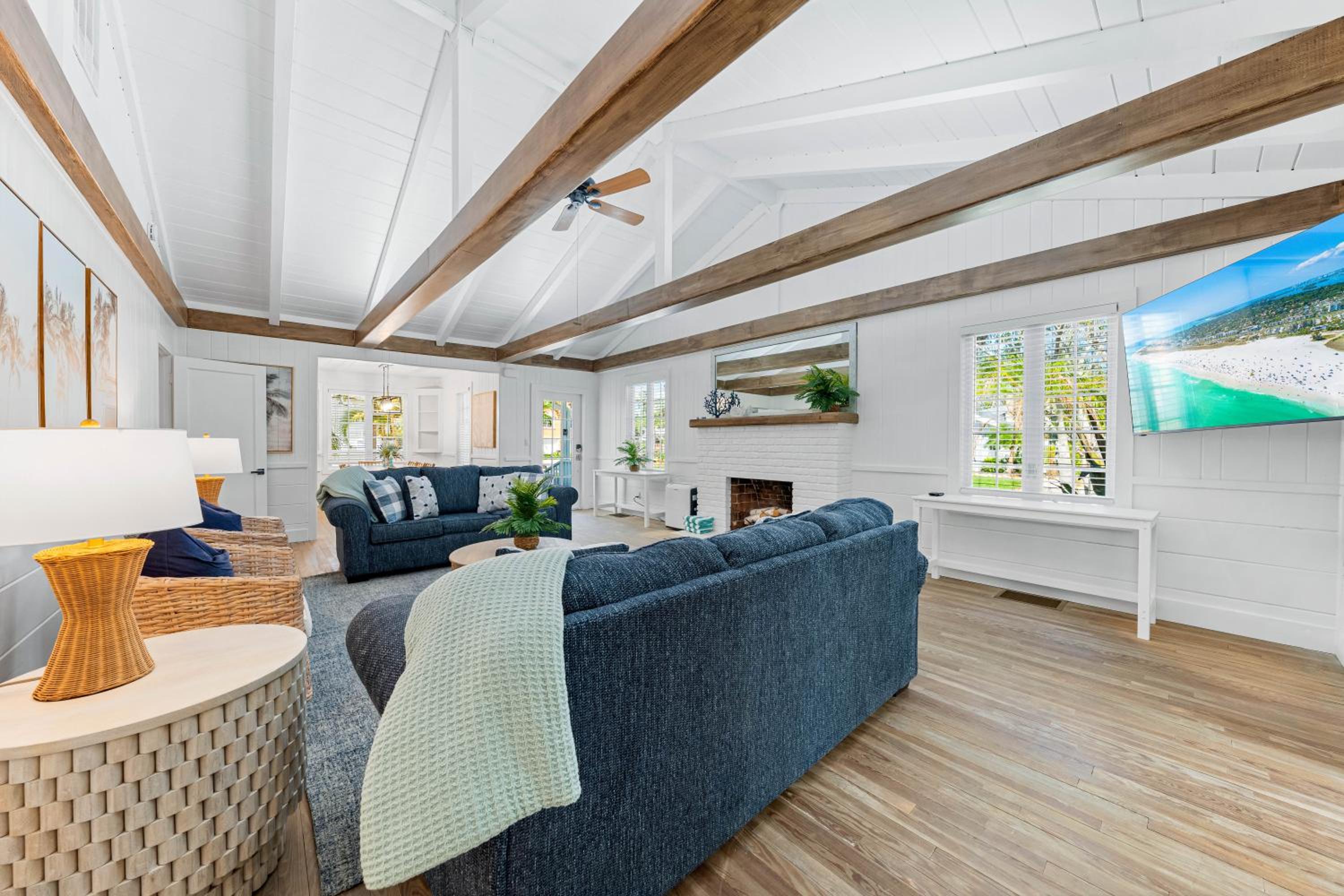A Charming Beach Cottage by Beachside Management