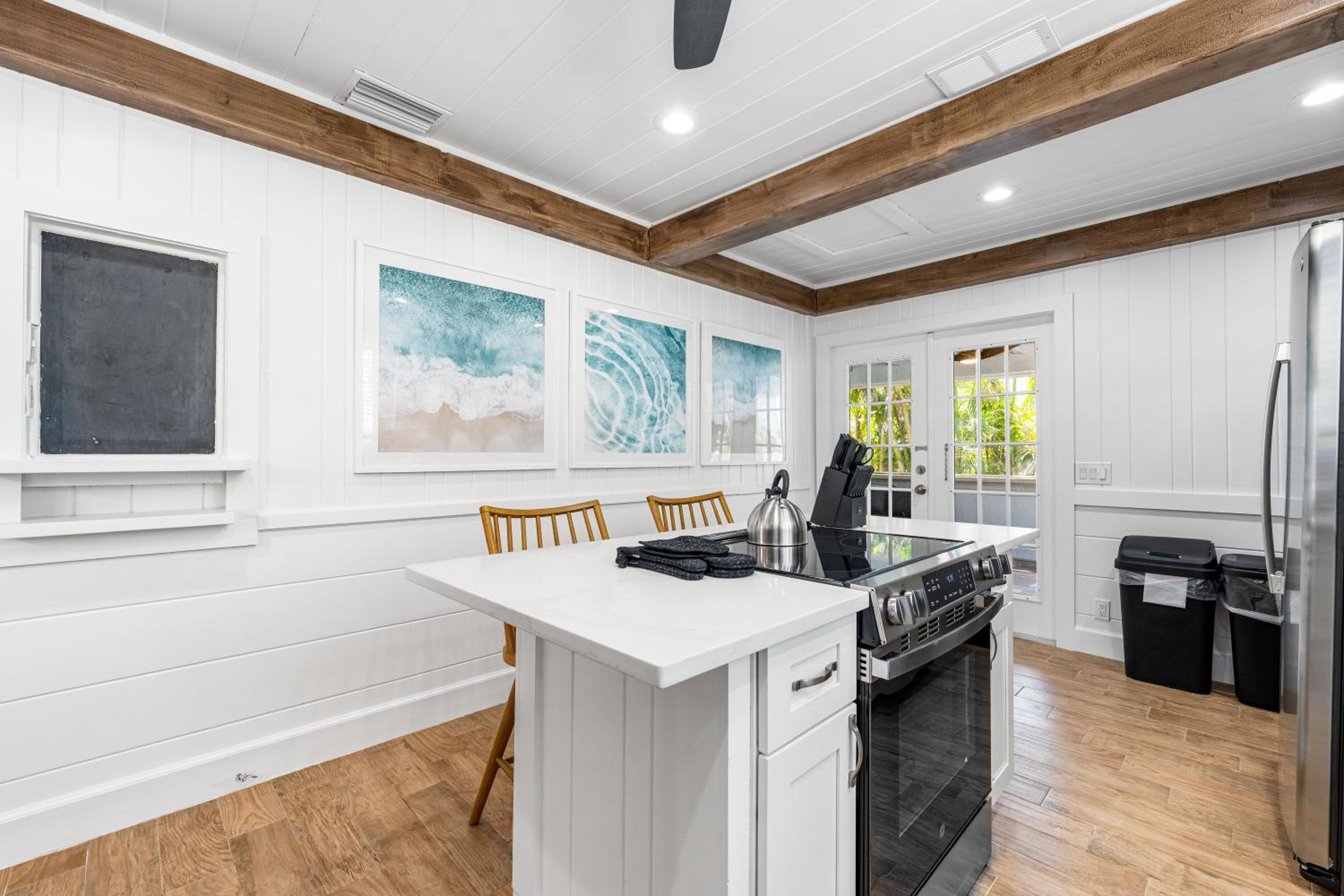 A Charming Beach Cottage by Beachside Management