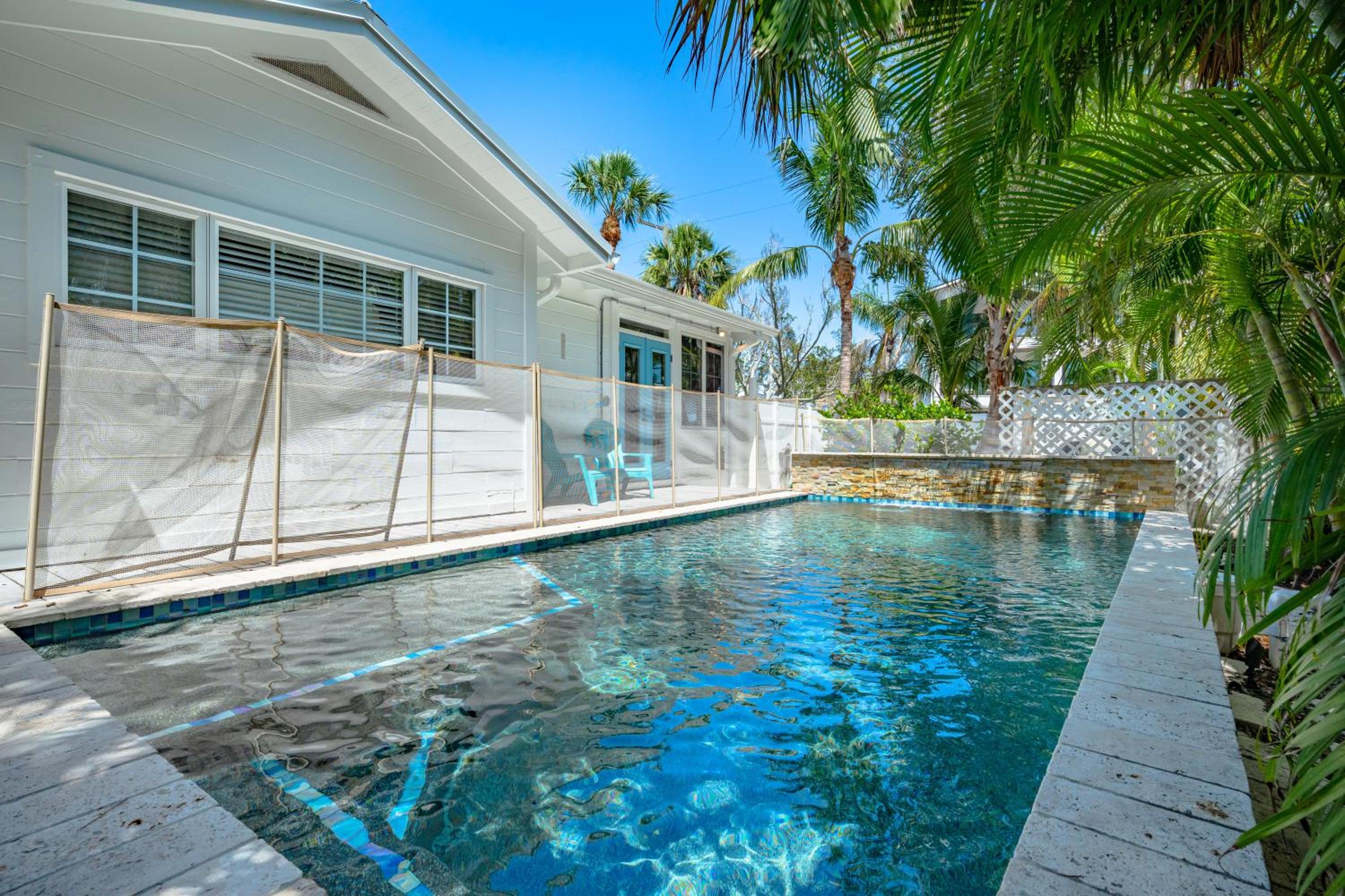 A Charming Beach Cottage by Beachside Management