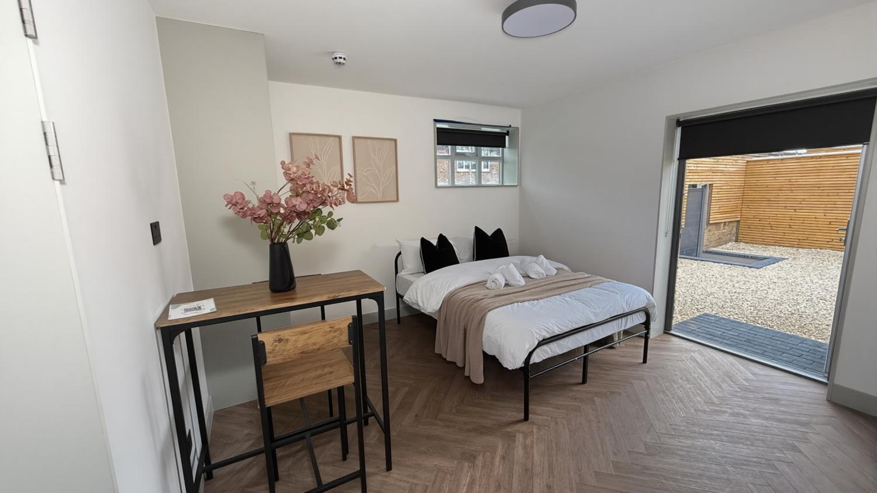 City Luxe Garden Suite