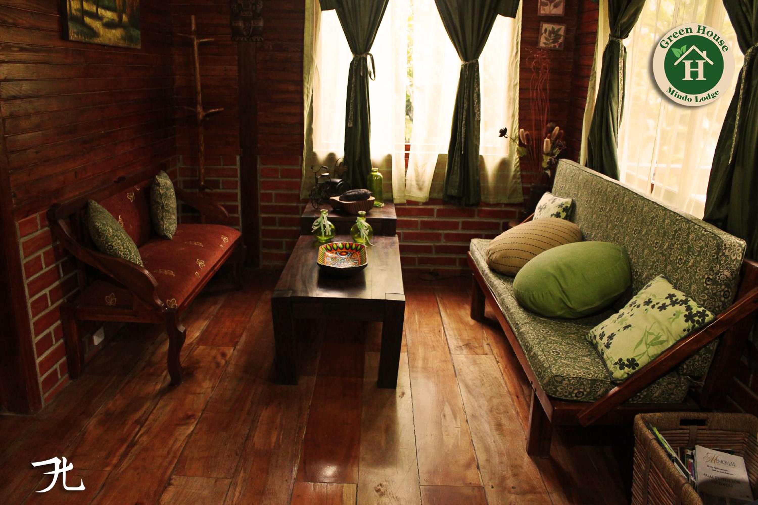 Mindo Green House