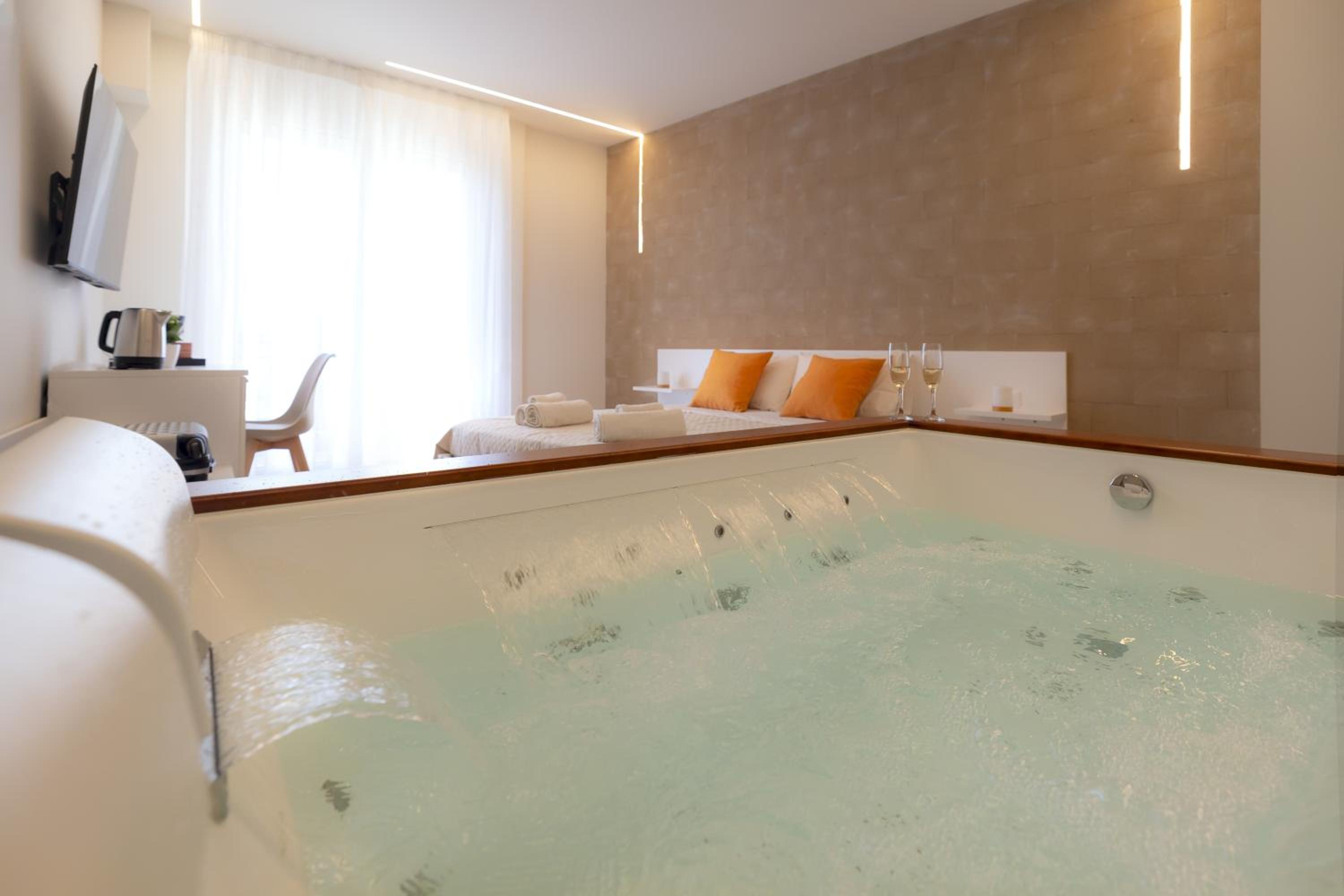 Valenza Exclusive Suites & Rooms
