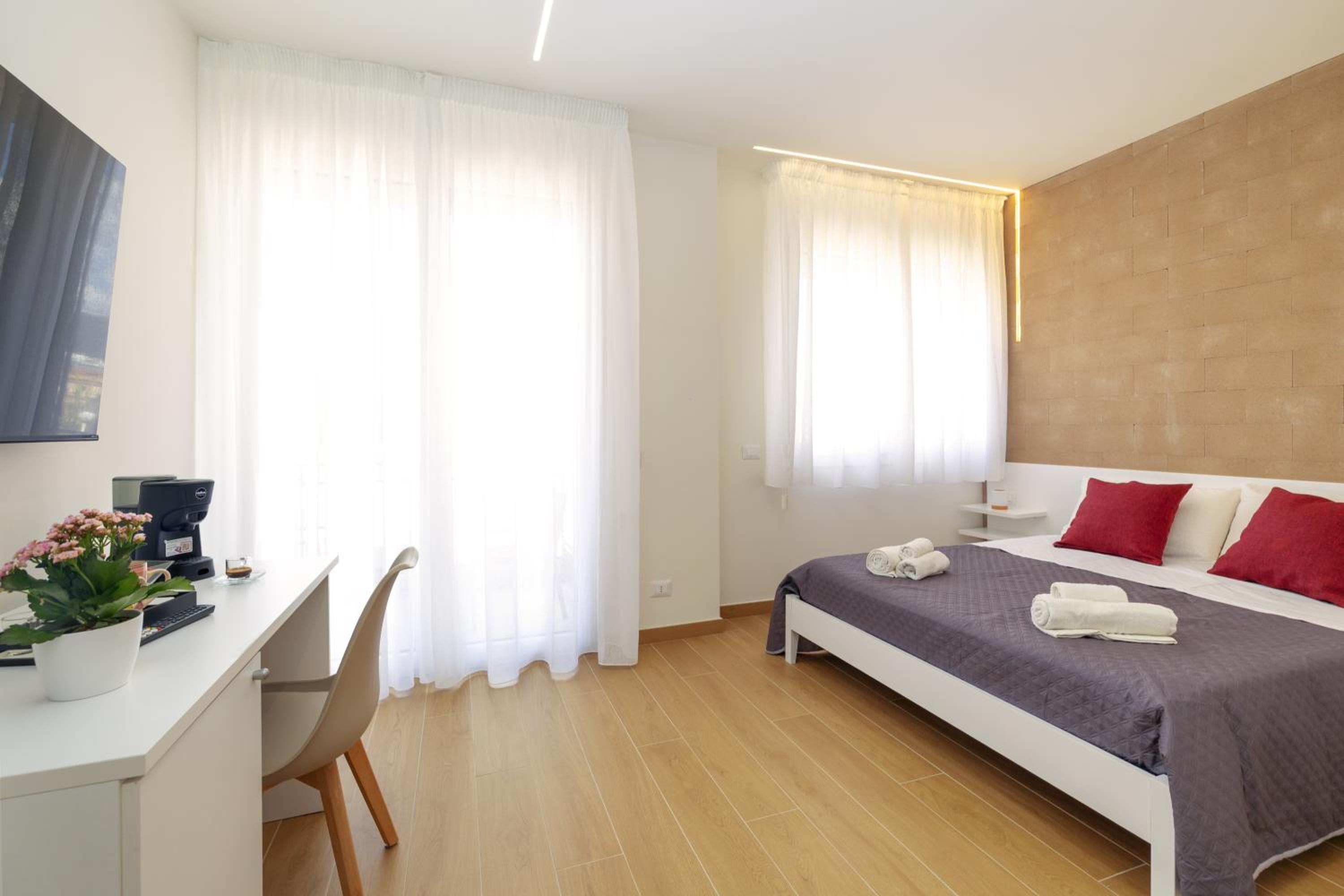 Valenza Exclusive Suites & Rooms