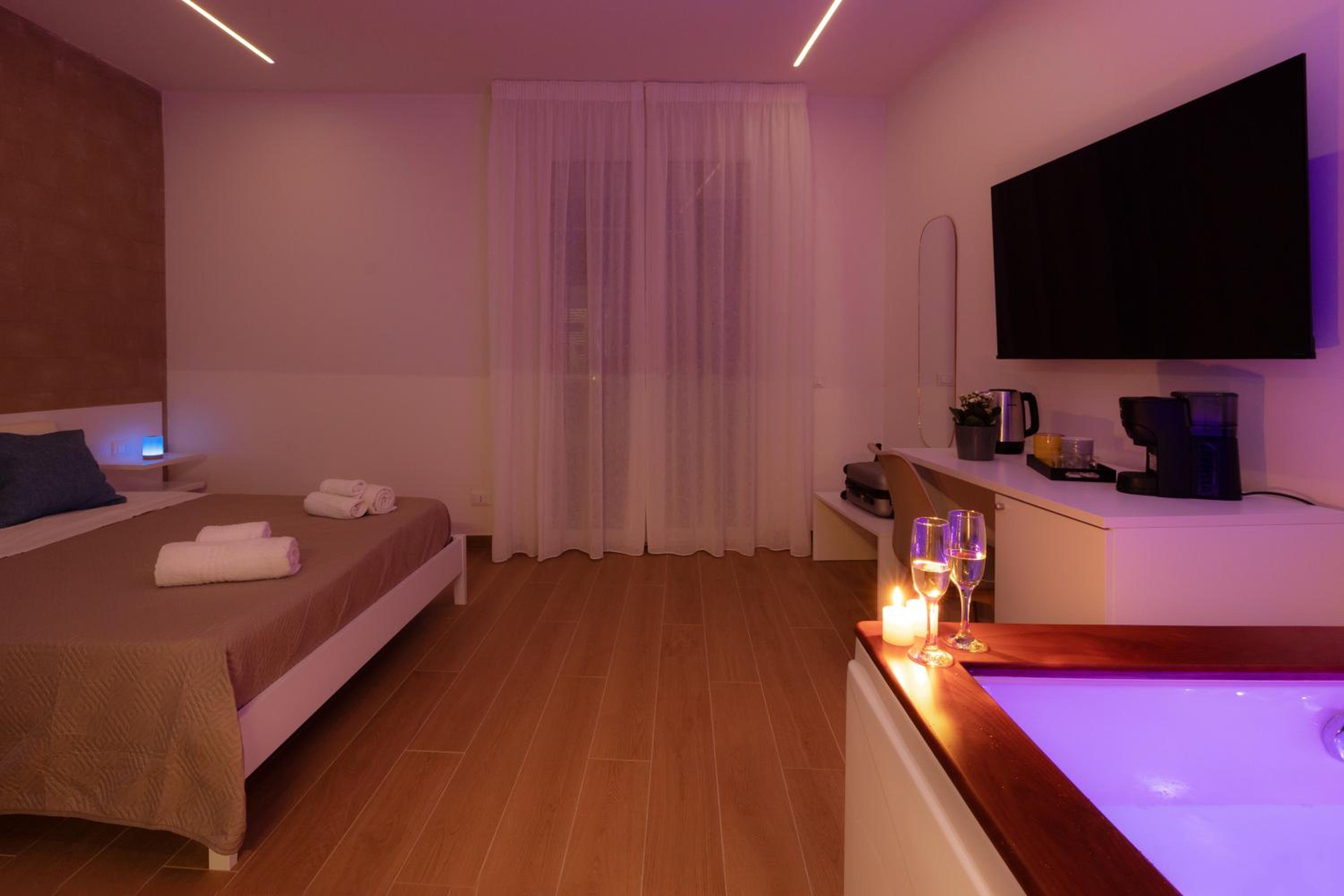 Valenza Exclusive Suites & Rooms