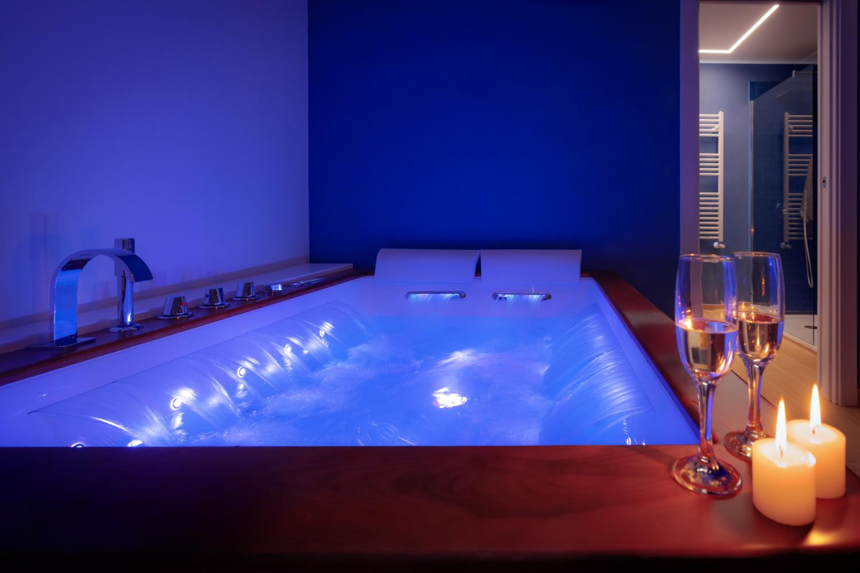 Valenza Exclusive Suites & Rooms