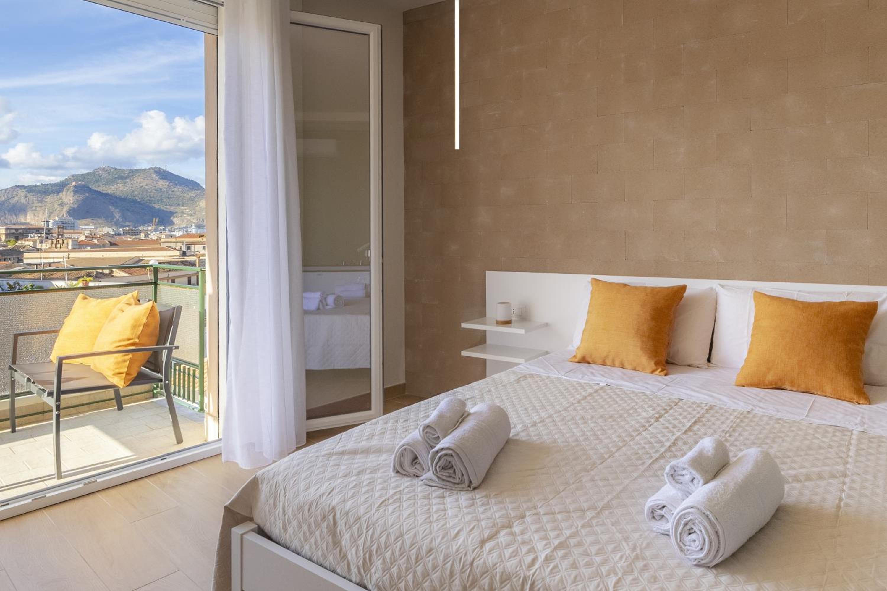 Valenza Exclusive Suites & Rooms
