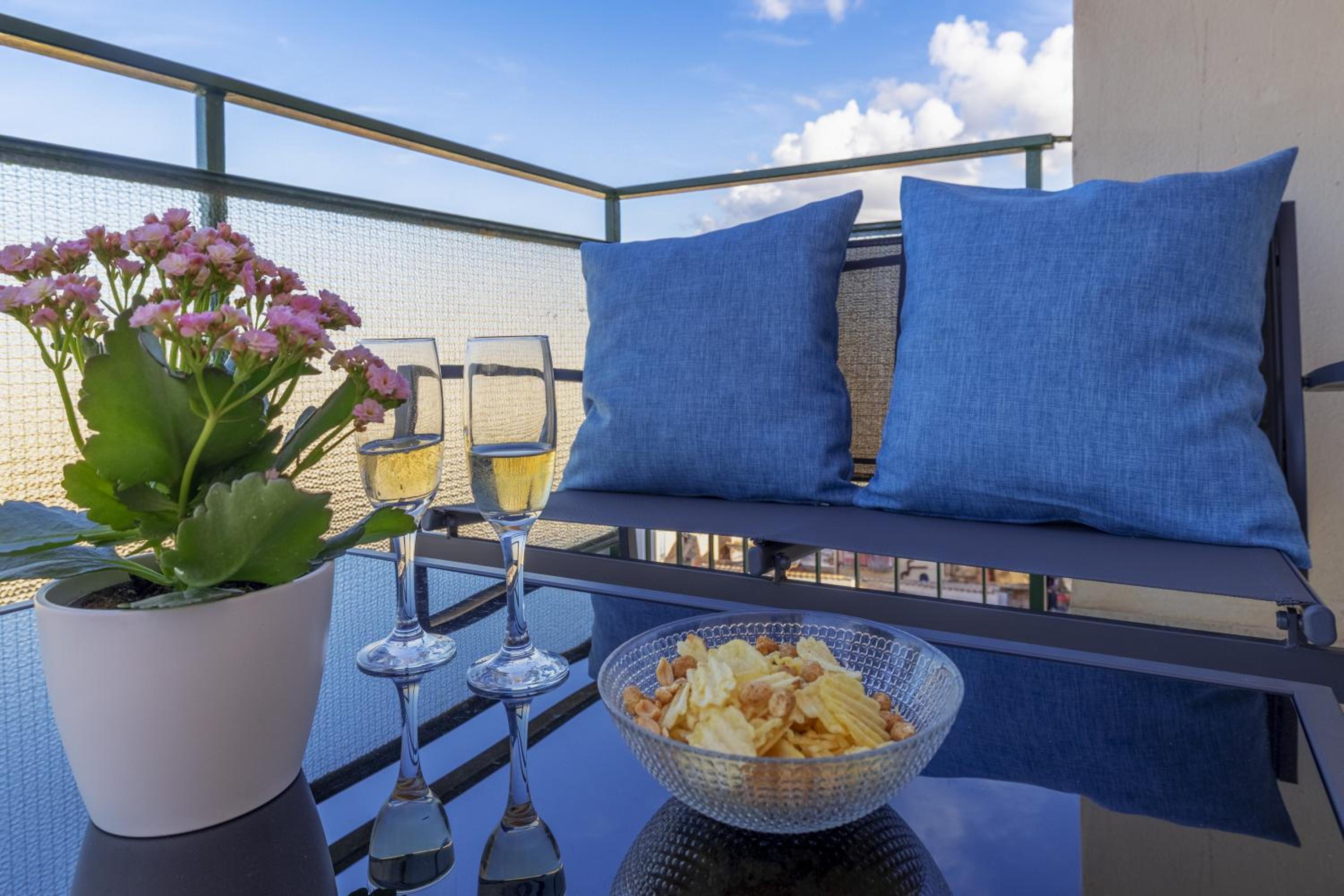 Valenza Exclusive Suites & Rooms