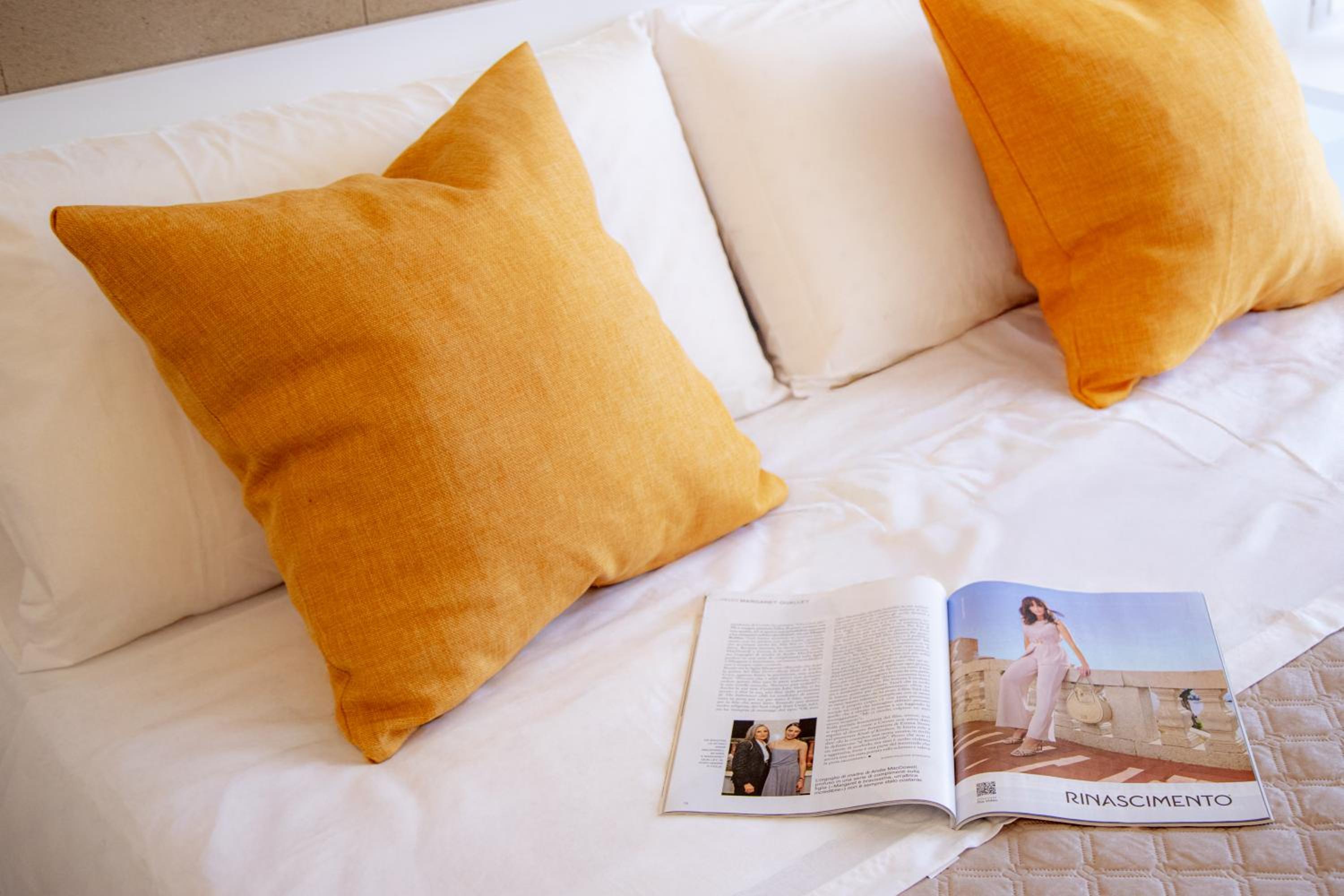 Valenza Exclusive Suites & Rooms