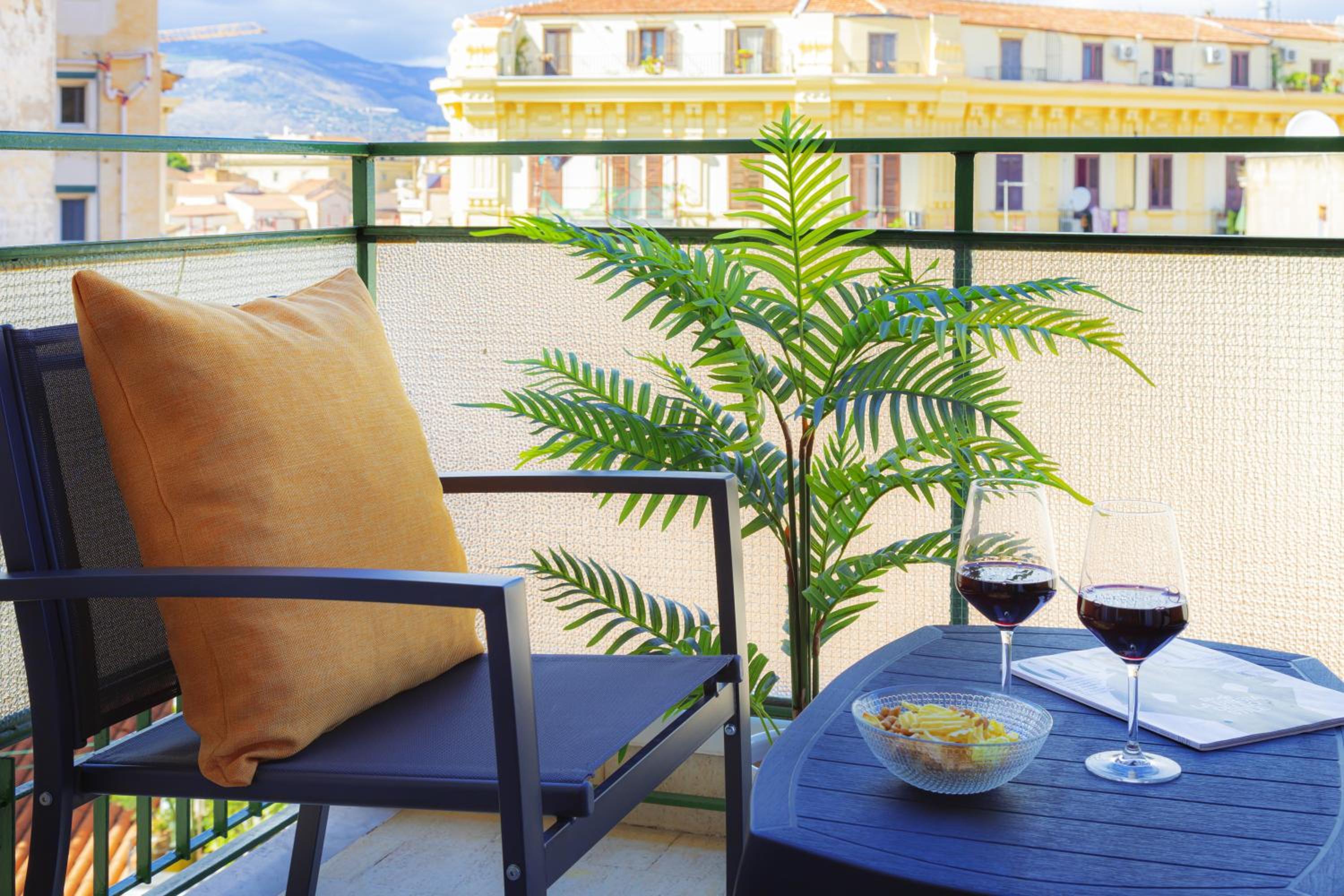 Valenza Exclusive Suites & Rooms