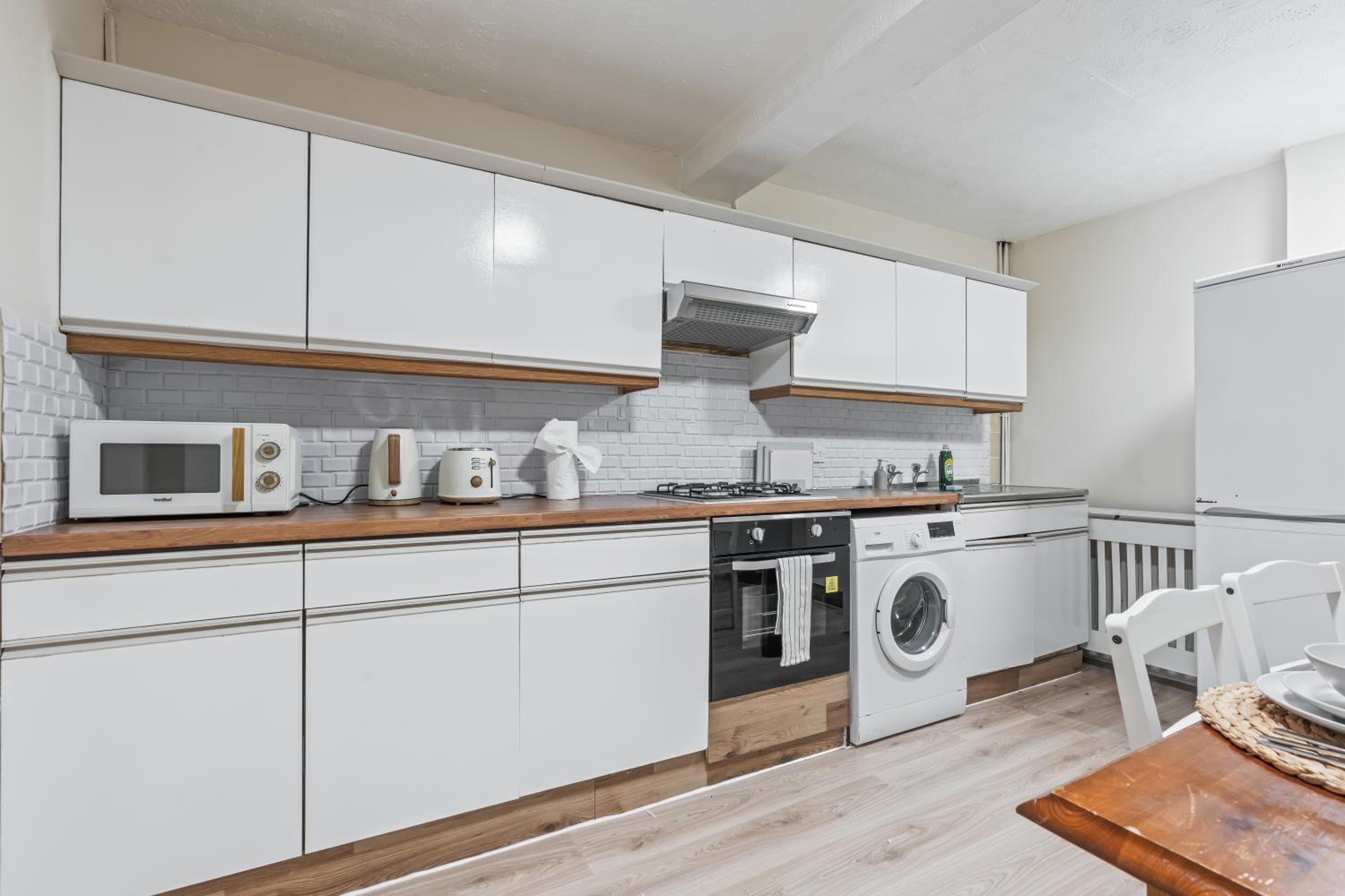 Stylish 3 Bed Apartment Heart Of Fulham