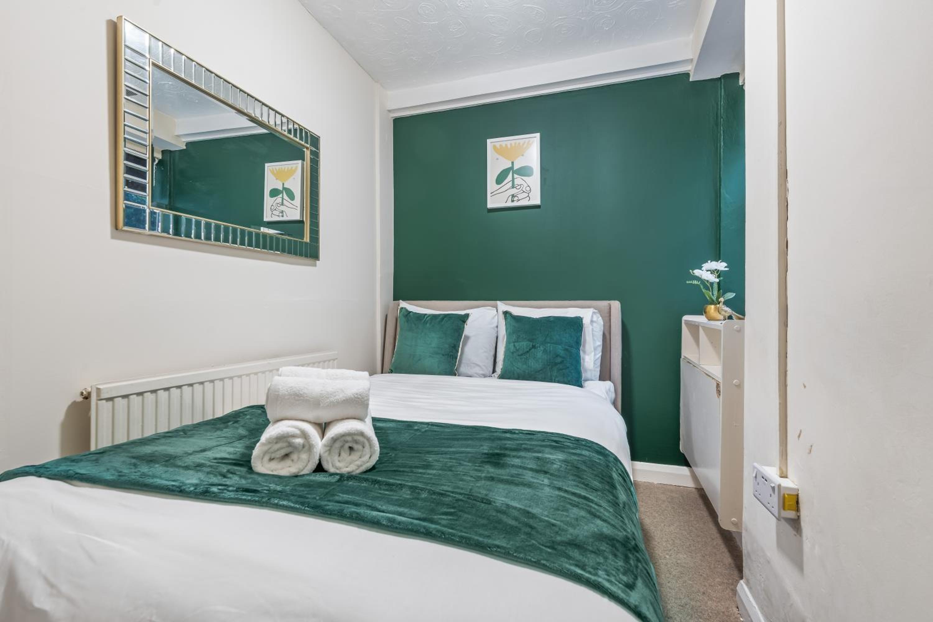 Stylish 3 Bed Apartment Heart Of Fulham