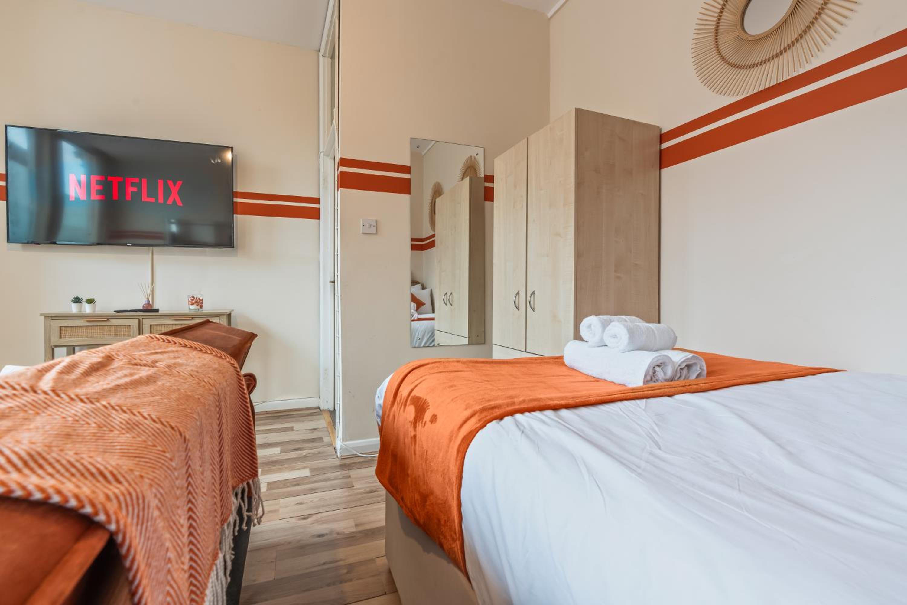 Stylish 3 Bed Apartment Heart Of Fulham