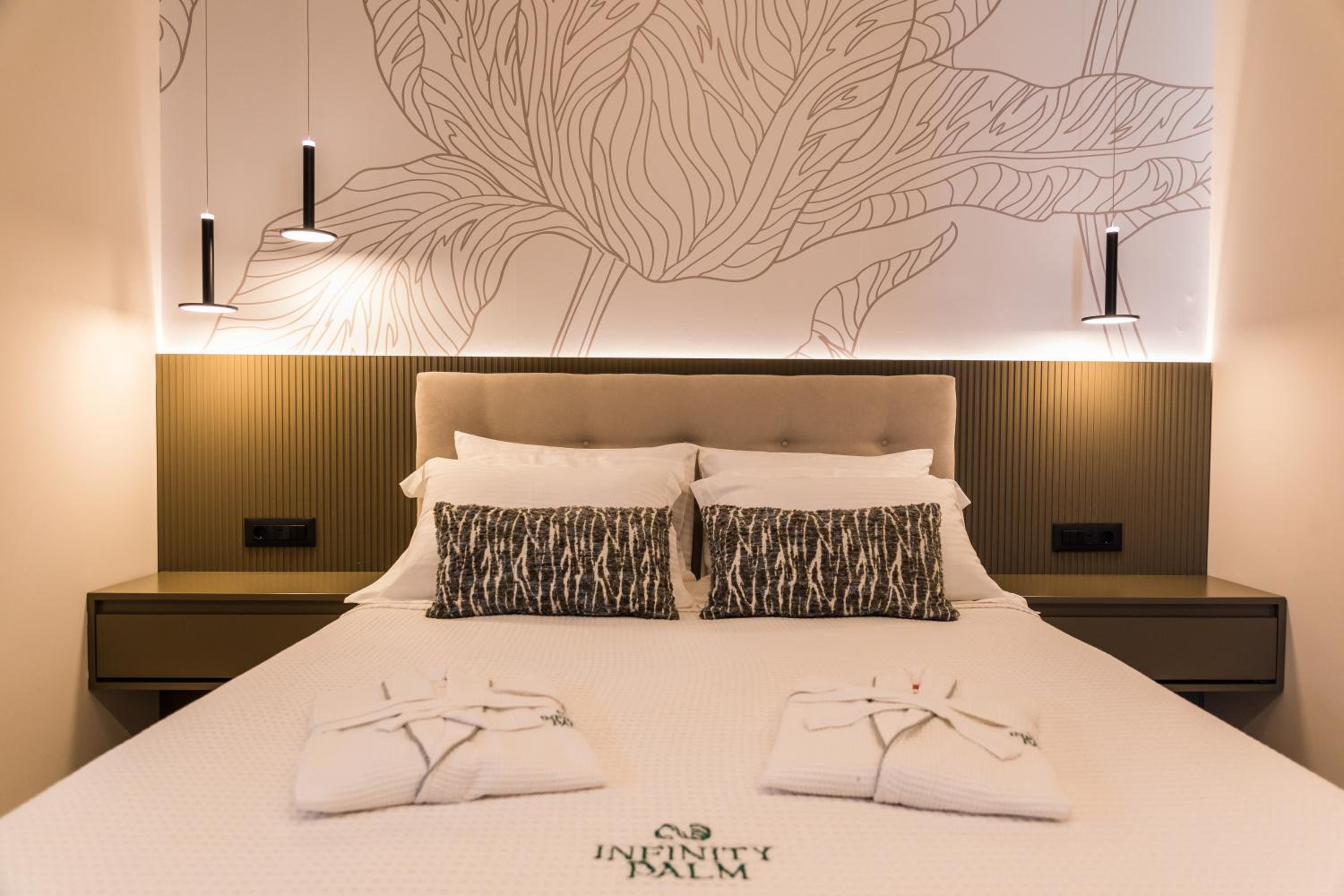 Infinity Palm Villa photo 4