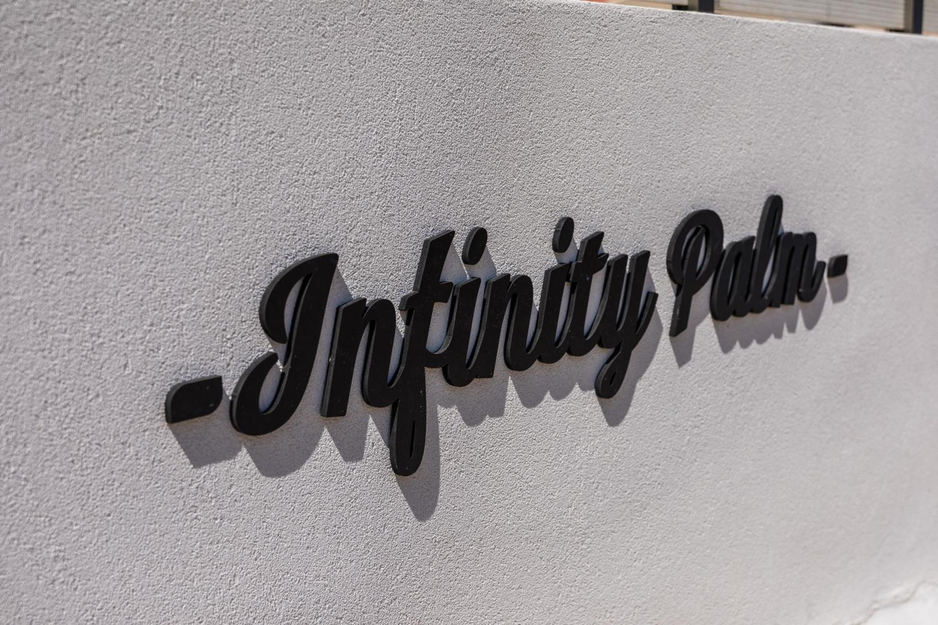 Infinity Palm Villa