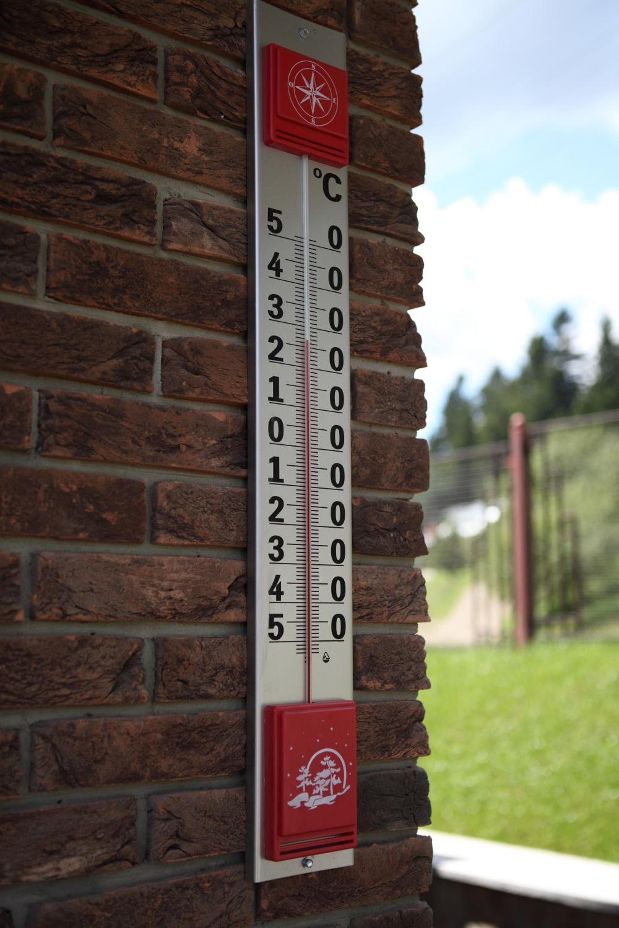 FAVAR Carpathians