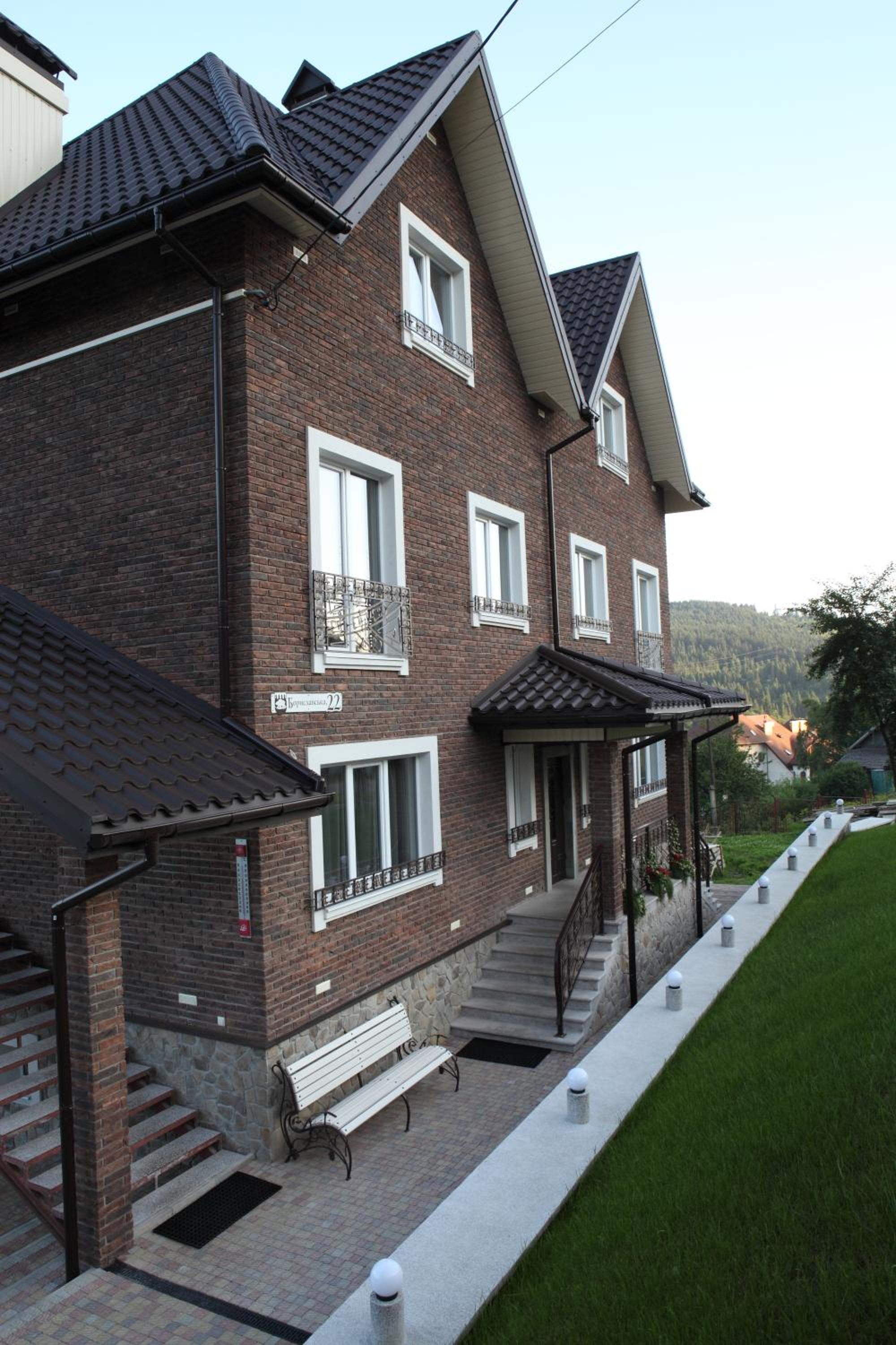 FAVAR Carpathians