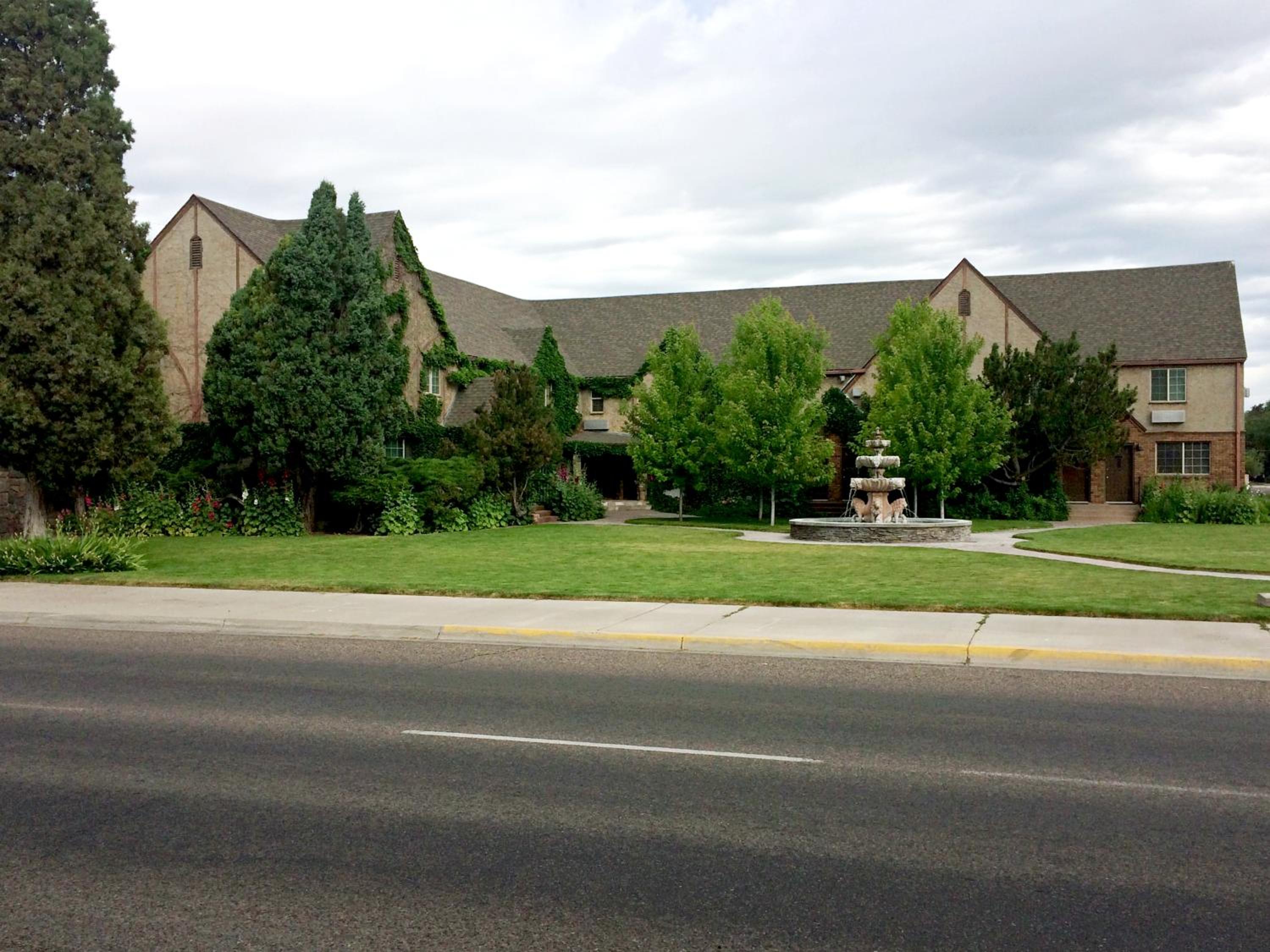 Black Swan Inn Luxurious Theme Rooms